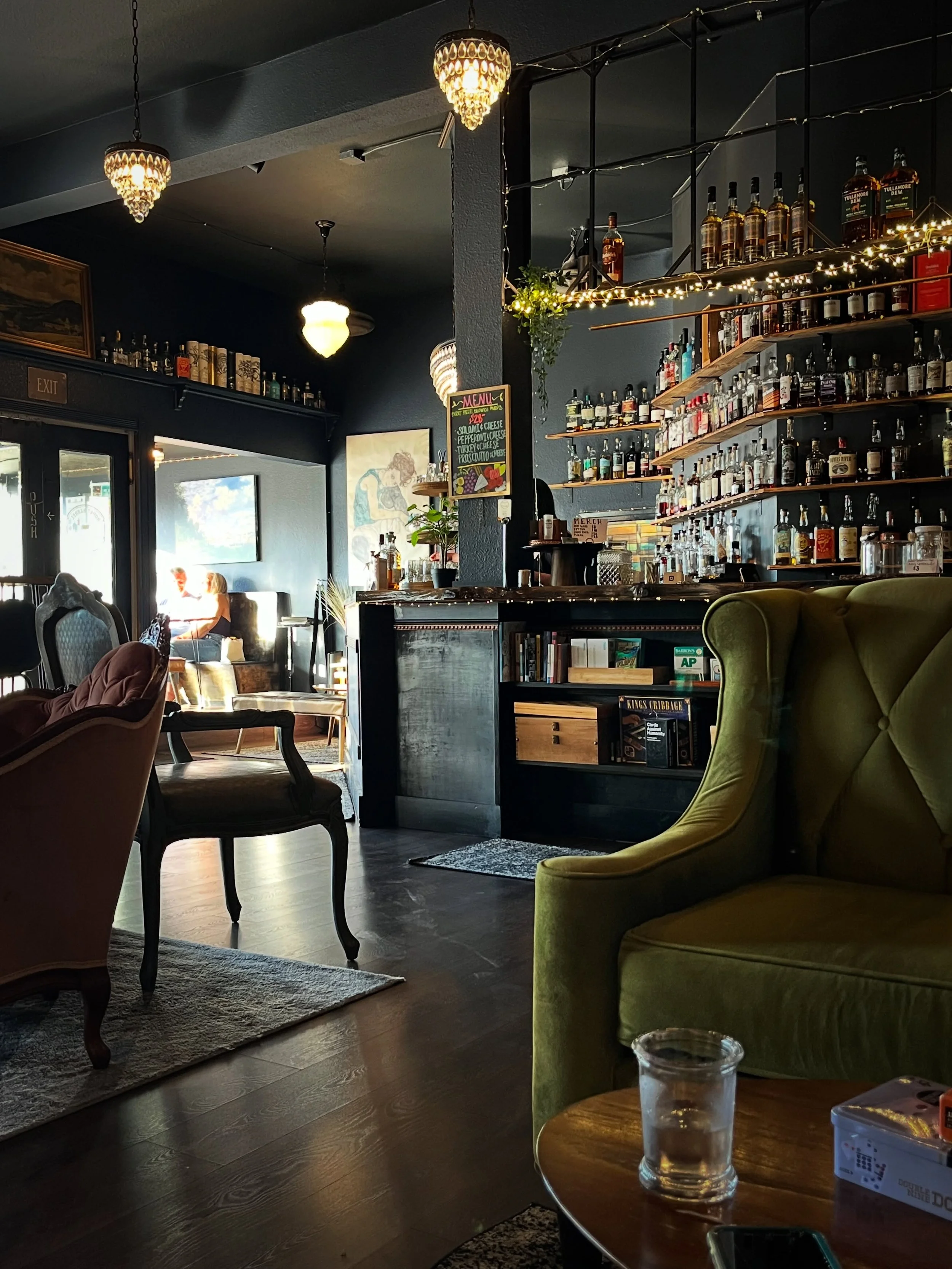 Date night 🍸 in our small town 

#datenights #cocktailhour #snohomishcounty #speakeasybar #cozybar