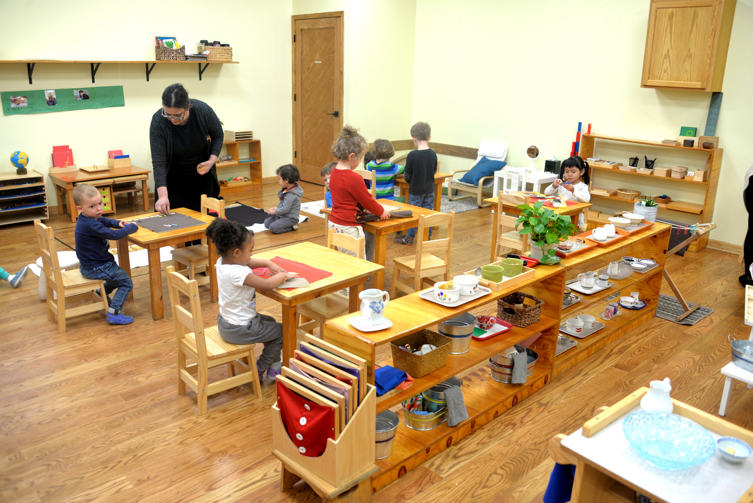 La Casa Montessori School