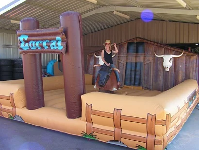 Mechanical-Bull-for-Hire.jpg