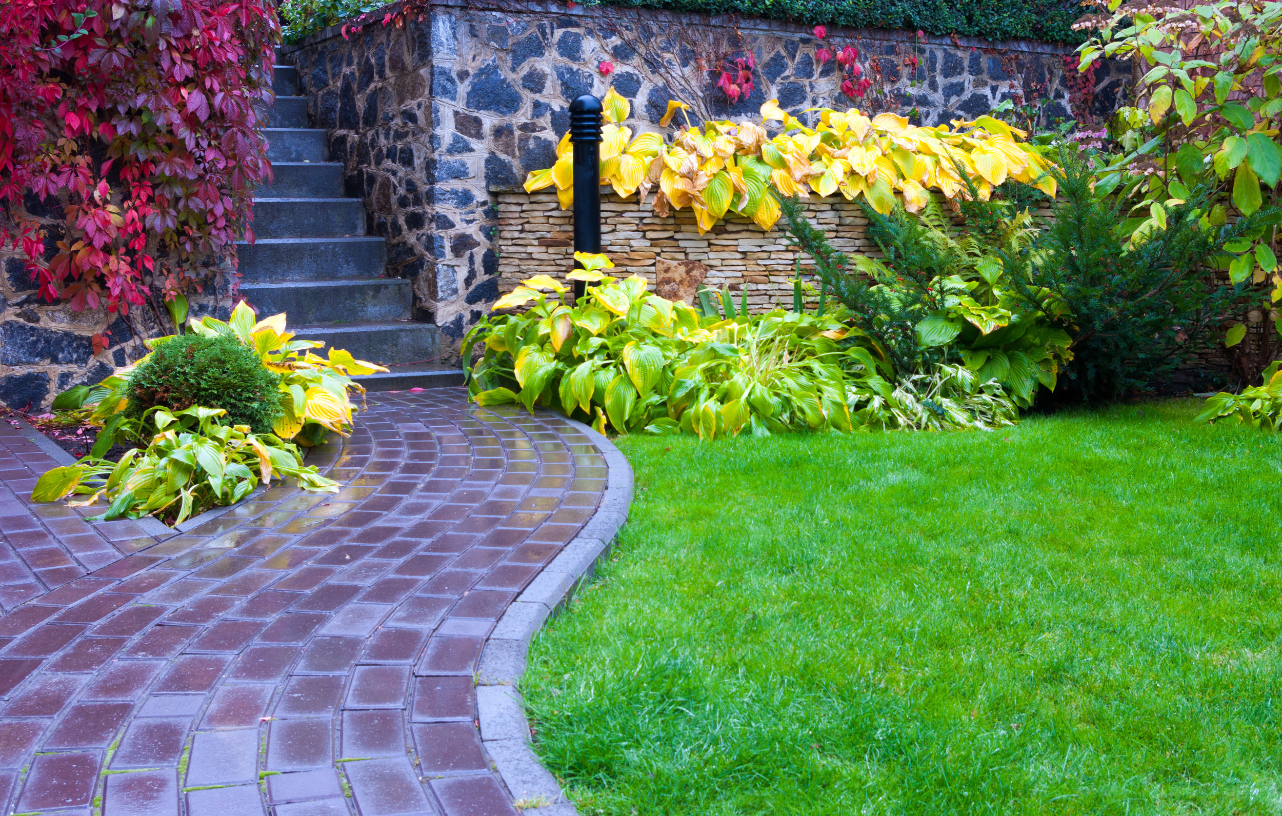 4 Wonderful Landscaping Ideas for Small Front Yards in ... 4 Wonderful Landscaping Ideas for Small Front Yards in ... on Small Yard Landscaping Ideas id=95149