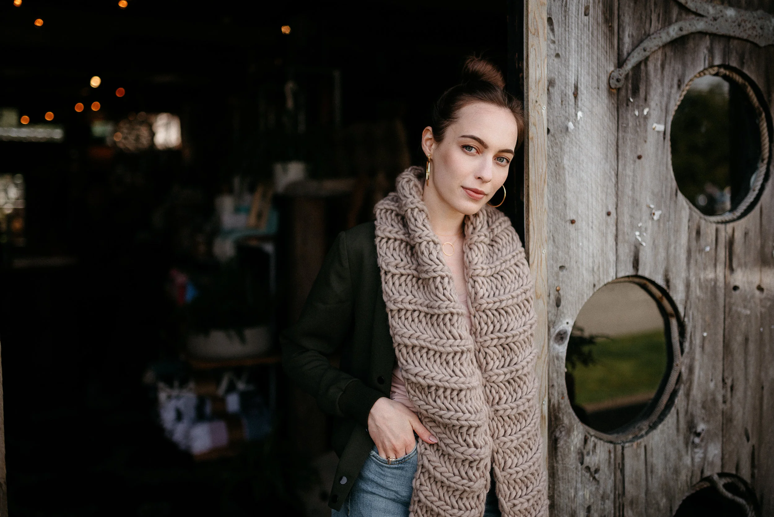MMH_PointedScarf_2.jpg