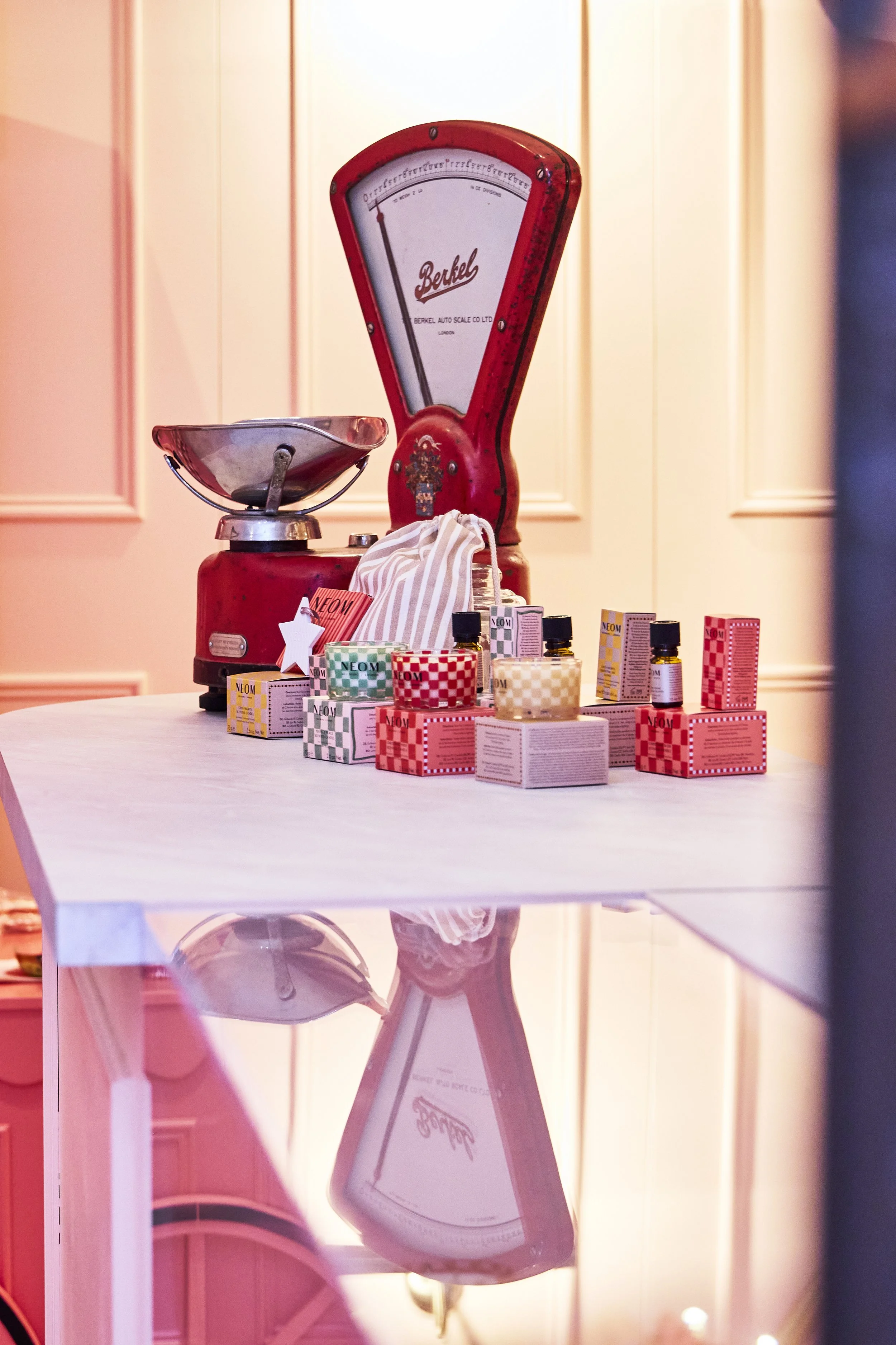 Neom_SweetShop_Dec24-0200.jpg