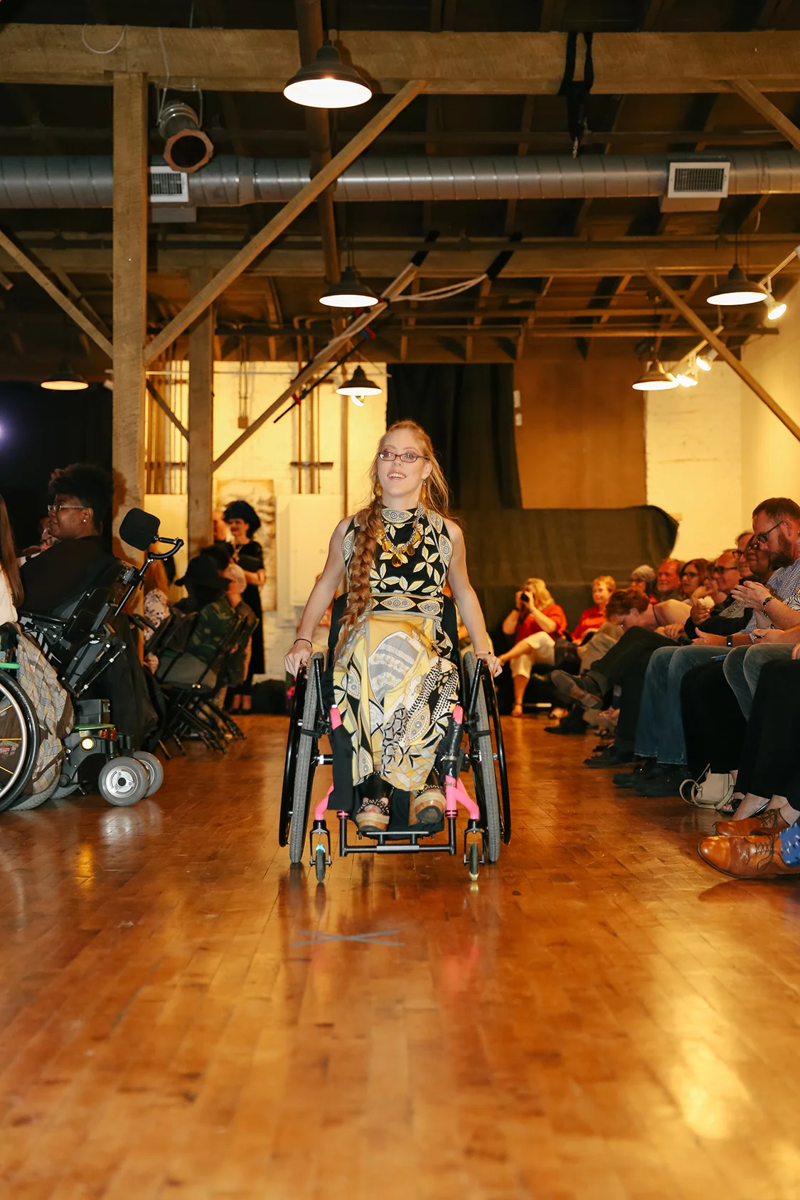 FashionIsforEveryBody_by_Annette_McNamara-0099.jpg