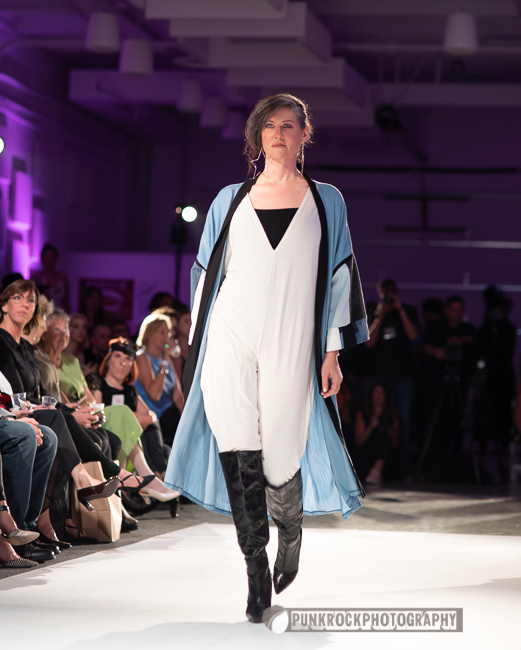 Jenni Leeds wearing Black by Maria Silver
