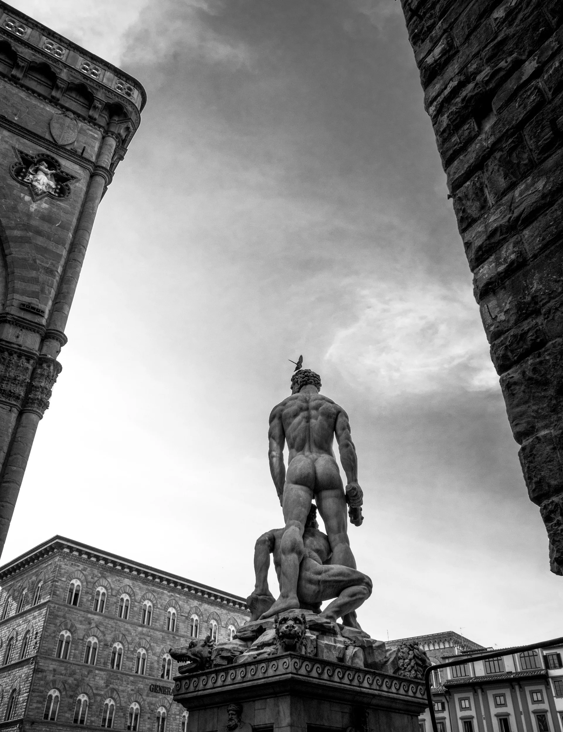 Hercules & Cacus in Piazza della Signoria 1.jpg