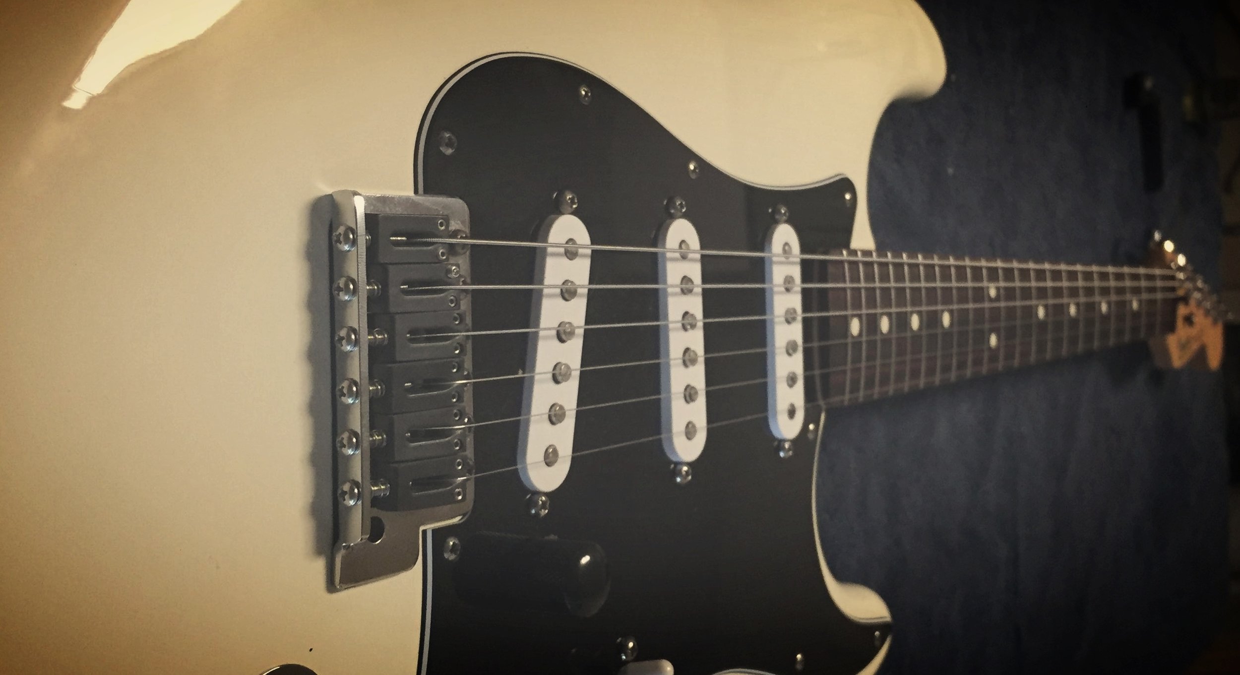 Caed-Agnew-89MIM-Strat-Edited.jpg