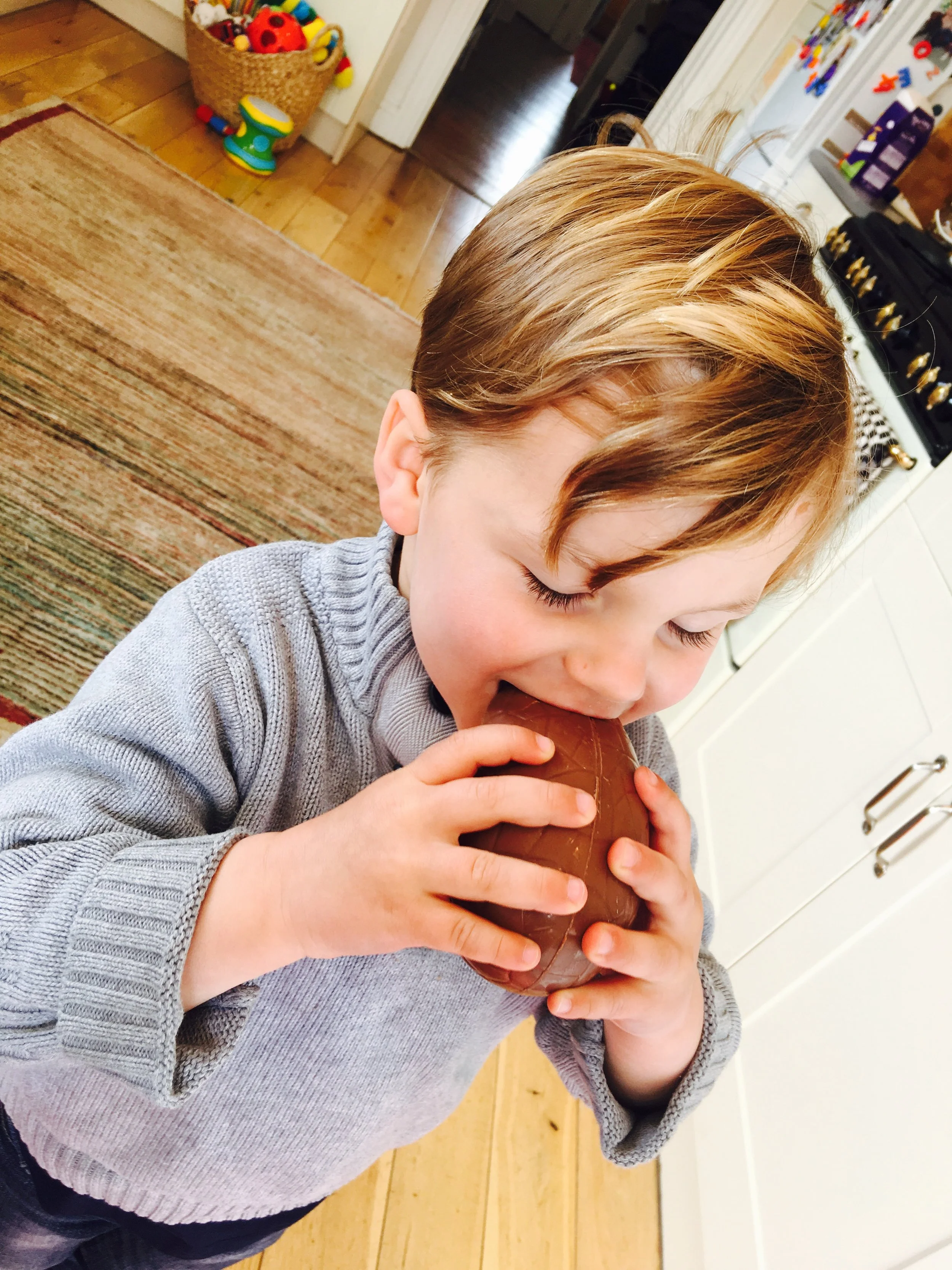 7 effective ways to get on top of emotional eating