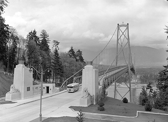 Lions-Gate-Bridge-1940.jpg