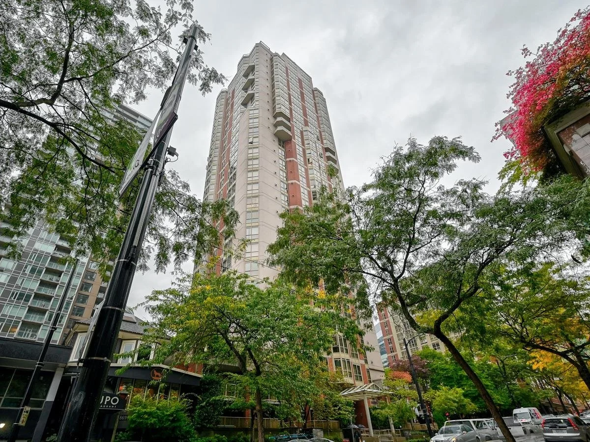 SOLD! 601 - 867 Hamilton Street, Yaletown, Vancouver