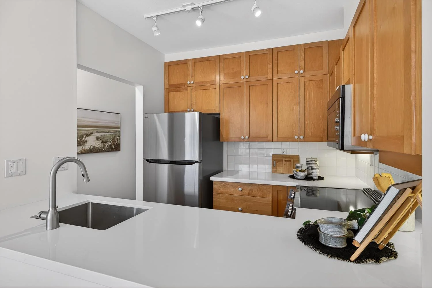 2020 E Kent Ave S-7.jpg