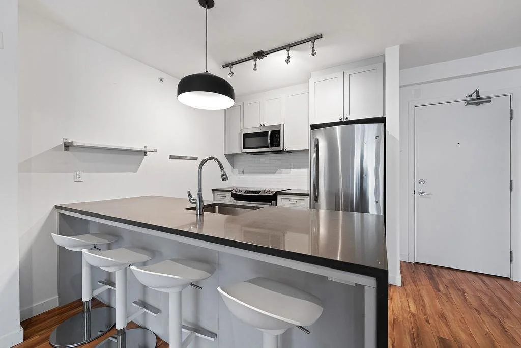 289 E 6th Ave Shine-1-2.jpg