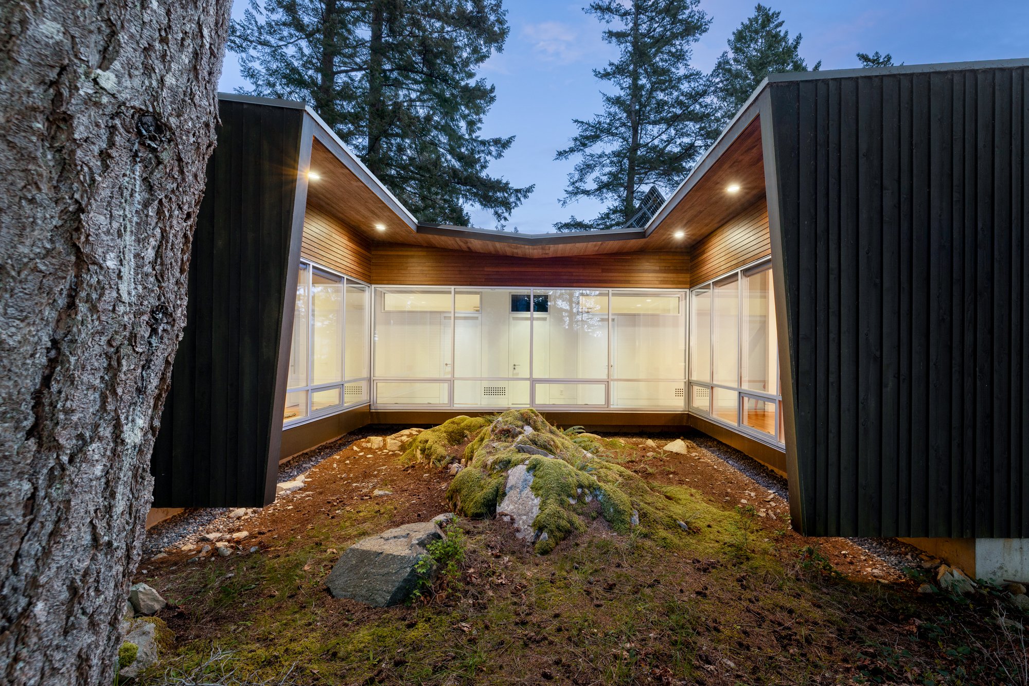 671 Bowen View Rd--6.jpg