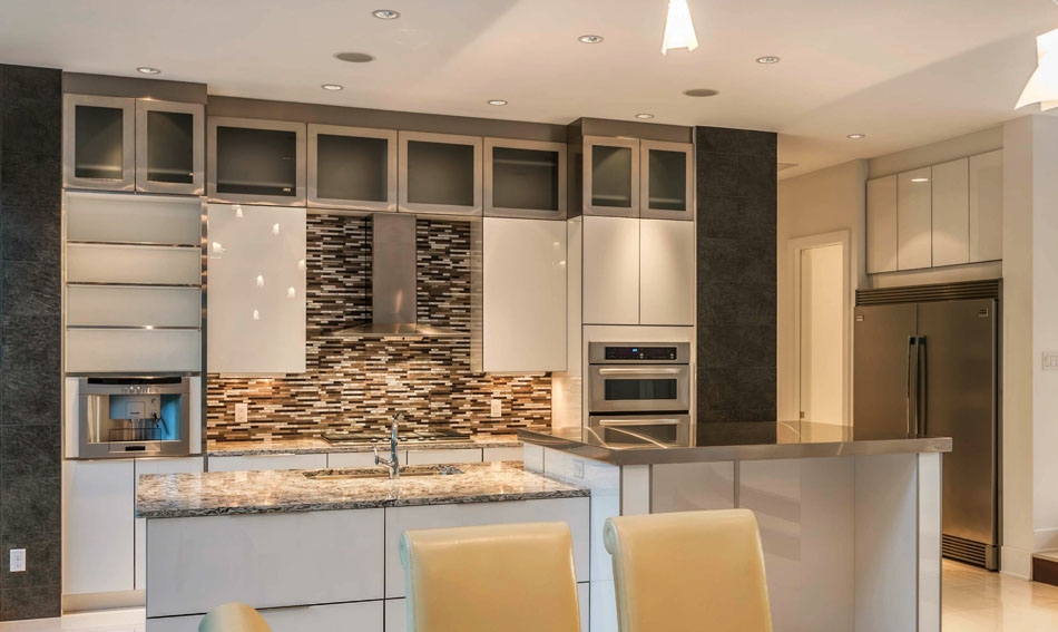 Springboro Modern - Kitchen.jpg