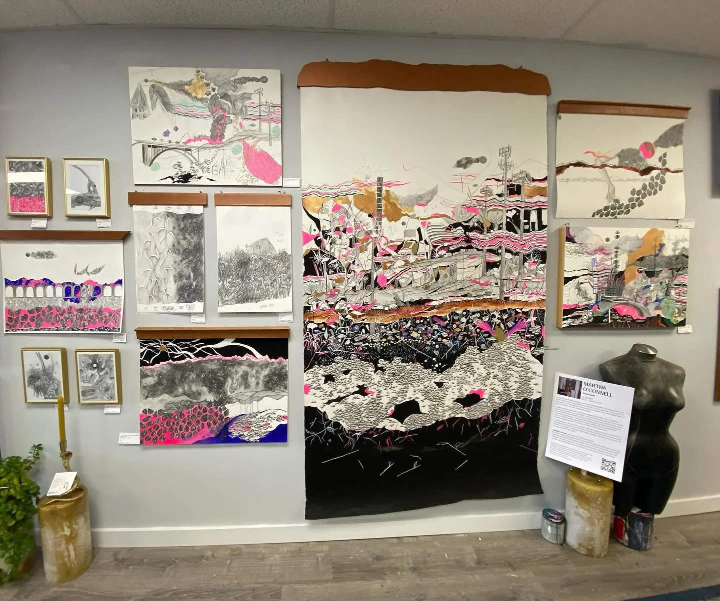 the deepest thanks to Randi and Charles of @dunesgallery for having me these next few weeks.  i’m so inspired by how they show work and the little sculptural moments they create all around the space. 🎇🔮🛠️🕯️ there is so much to see in this g