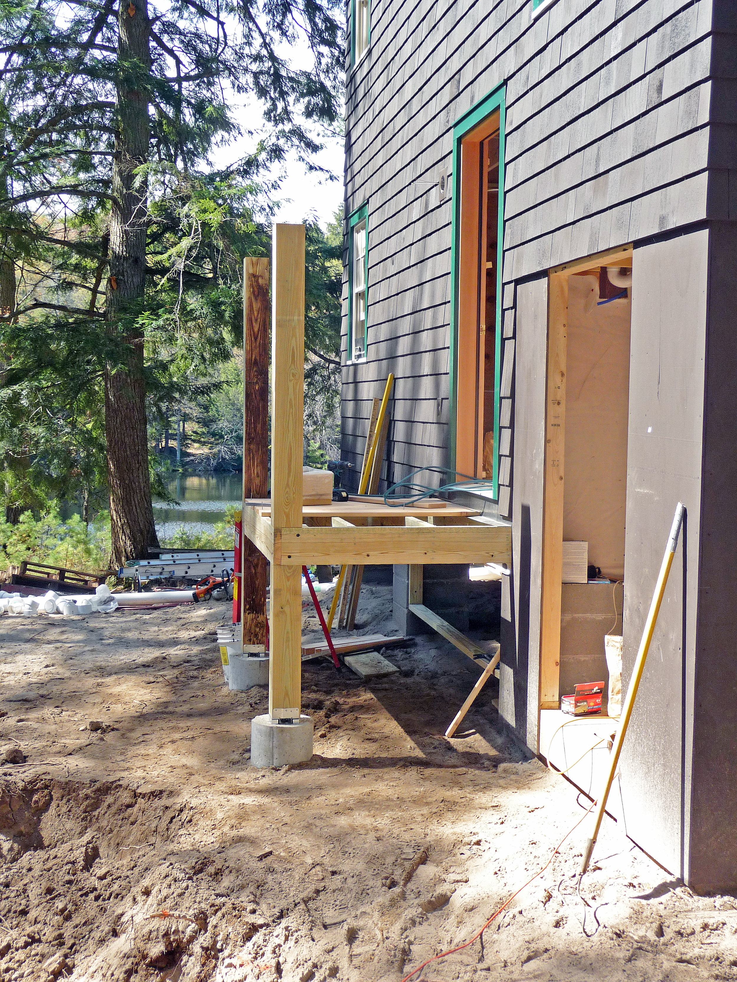 Side entry porch construction