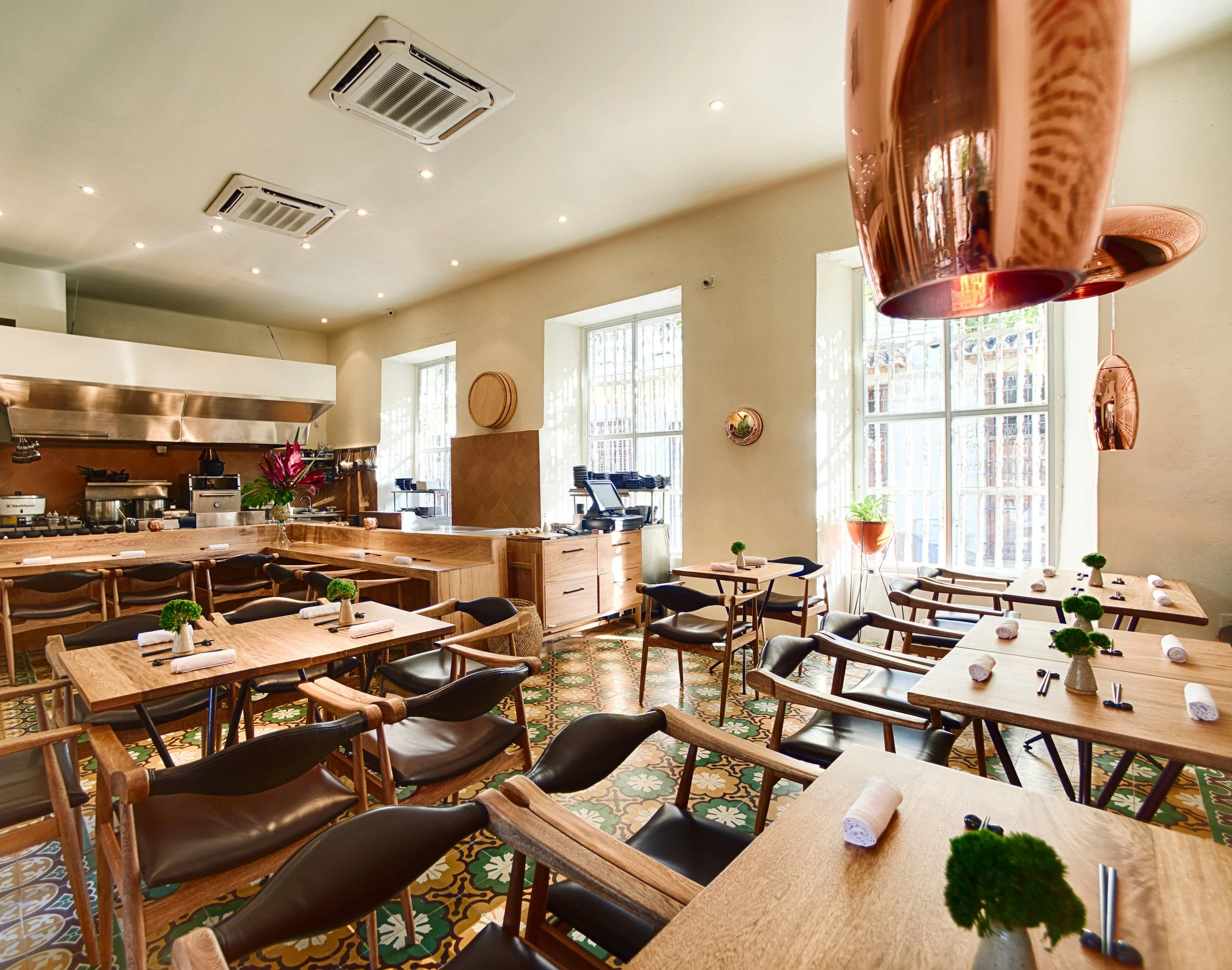 MoshiInterior1.jpg