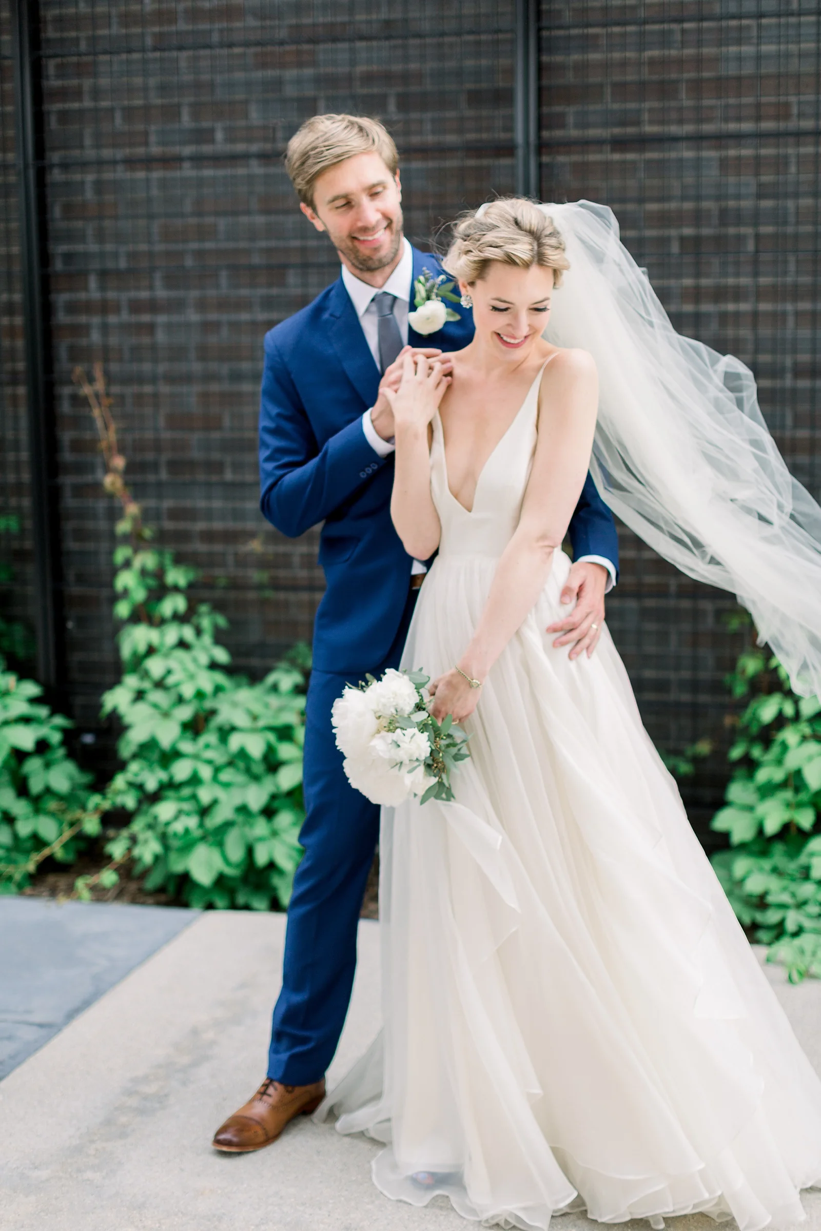 Hinterland-Brewery-Modern-Wedding-Kase-Styles-153.jpg