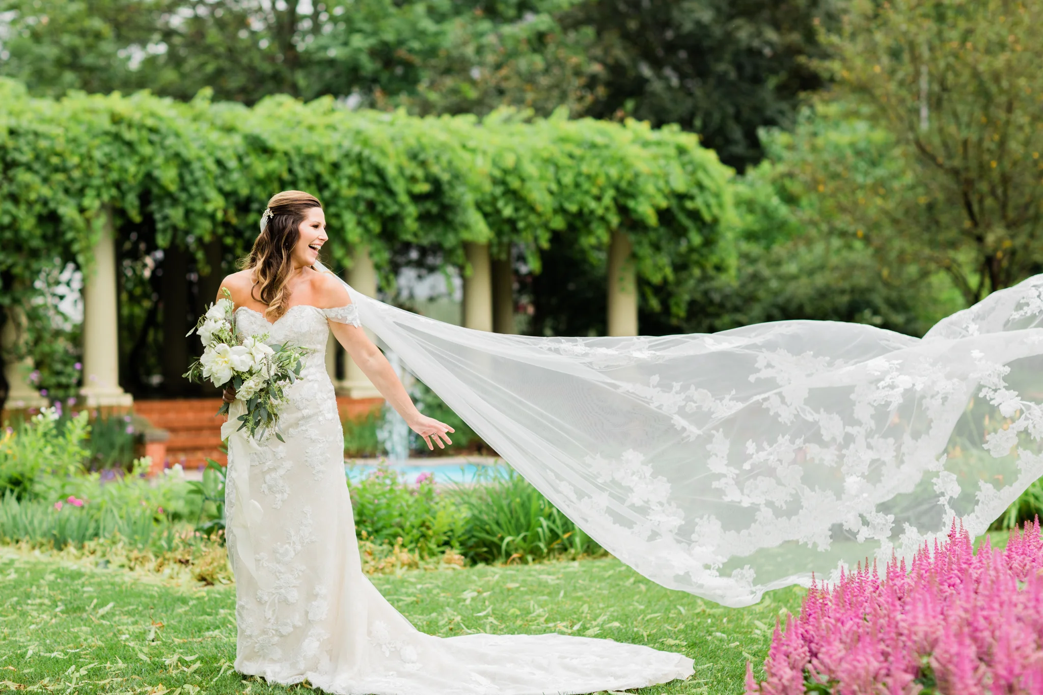 35-Katrina-Kyle-Jefferson-Inn-Wisconsin-Bride-James-Stokes-Photography.jpg