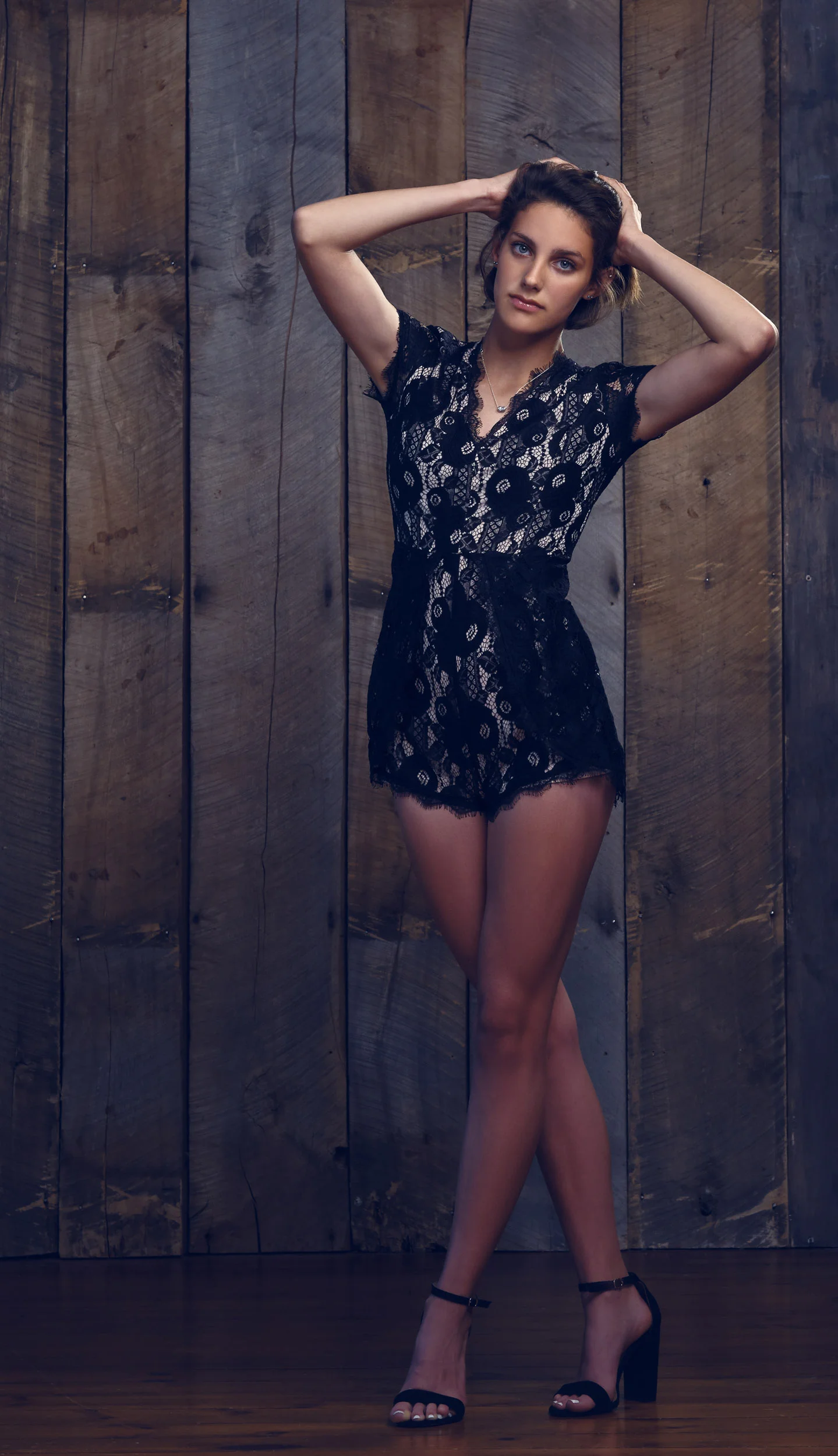 peoria-illinois-photographer-high-school-senior-pictures | studio photography | Portraitlife Photography | Shane Bruer