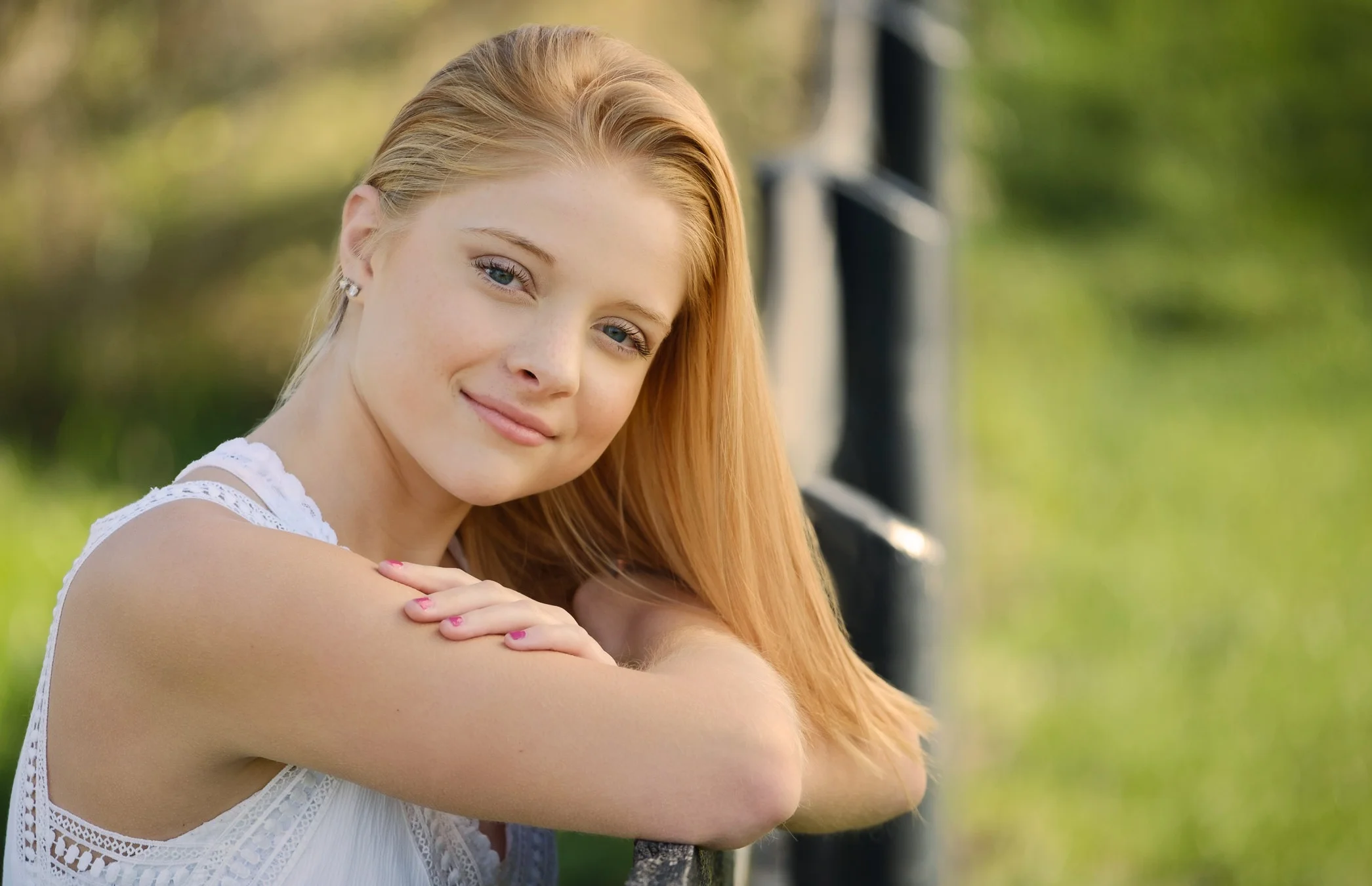 peoria-illinois-photographer-high-school-senior-pictures | outdoor photography | Portraitlife Photography | Shane Bruer