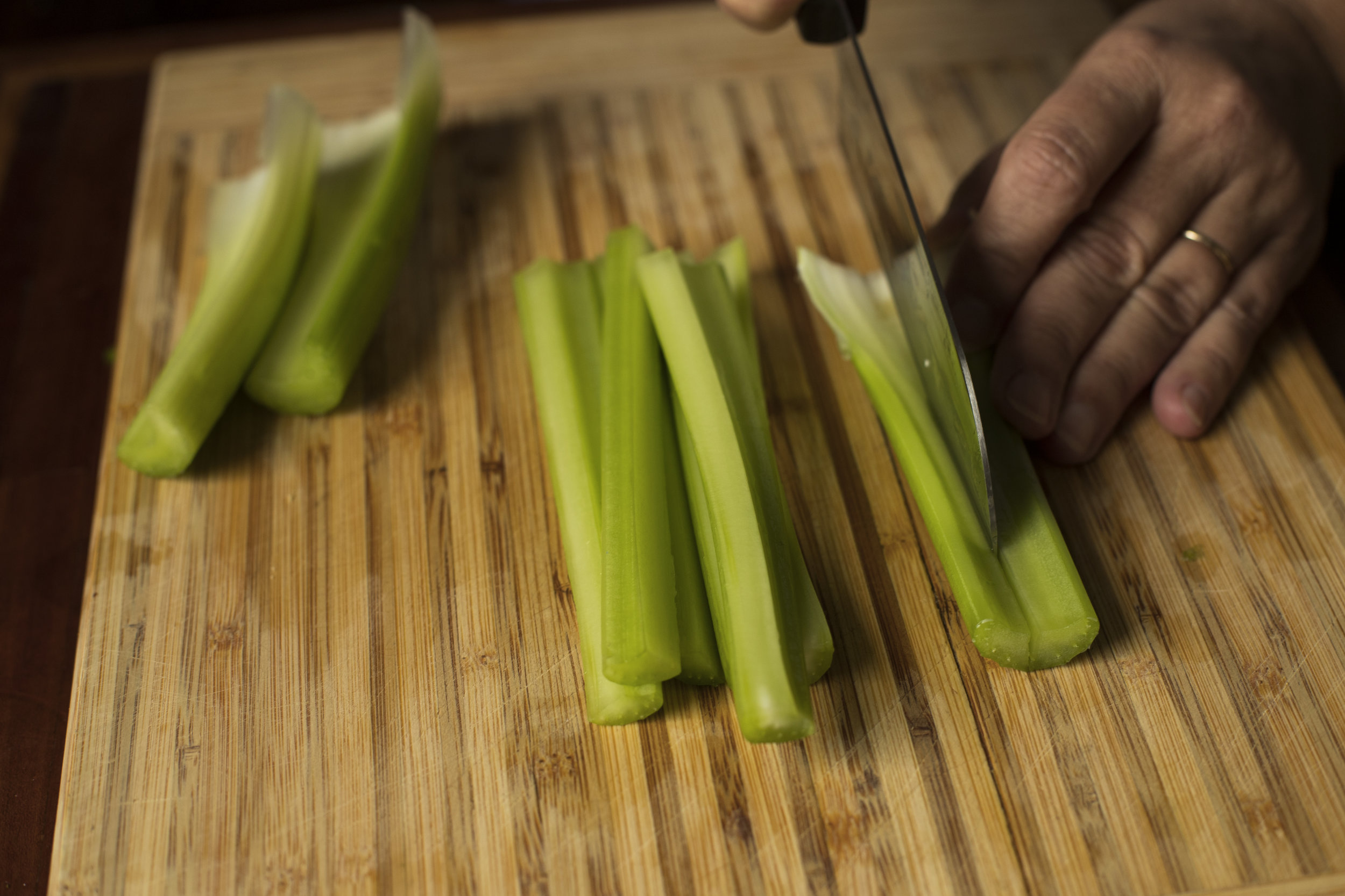 Published Here http://www.nola.com/food/index.ssf/2017/08/how_to_chop_the_trinity_onions.html