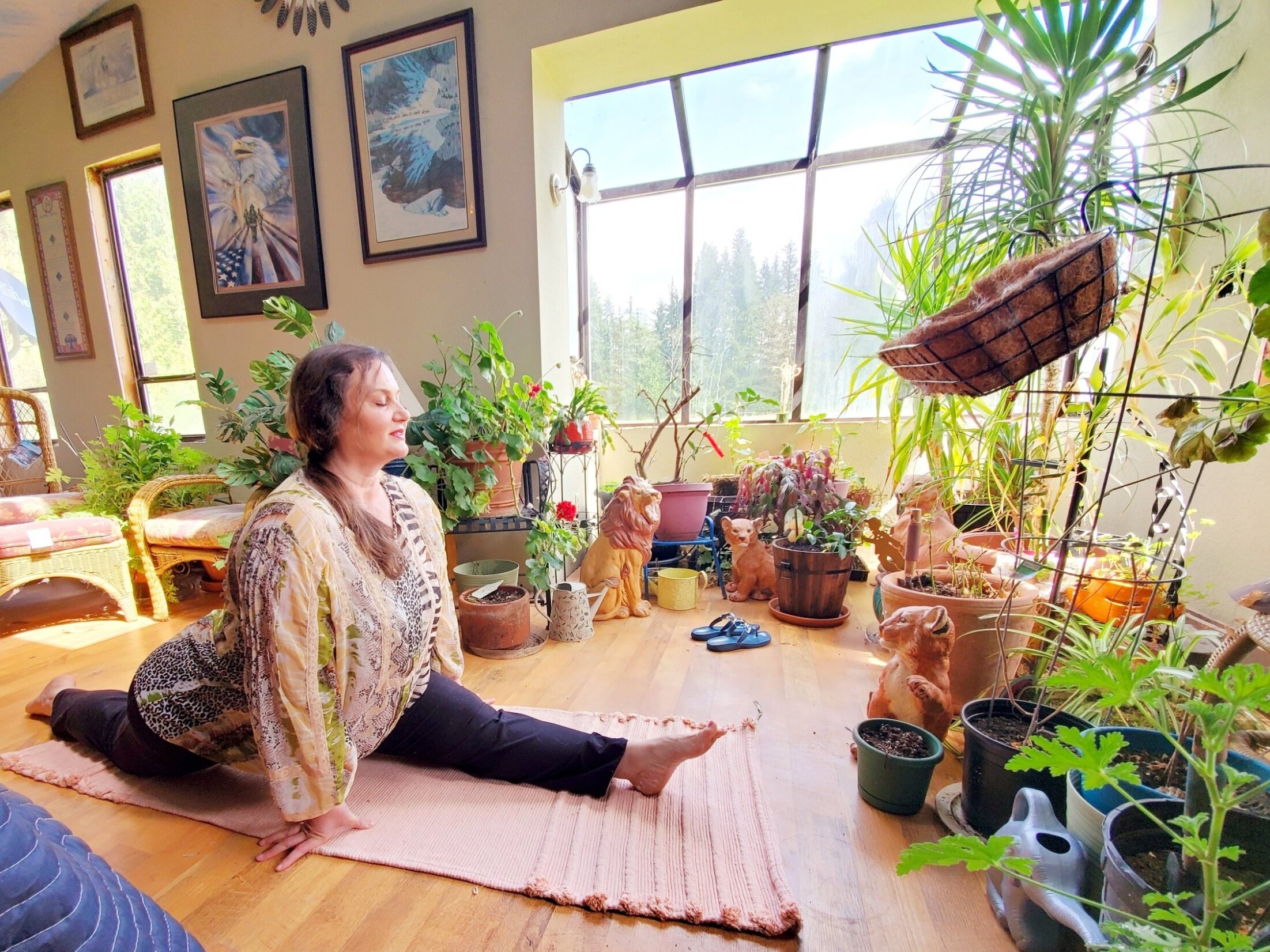 Hanumanasana