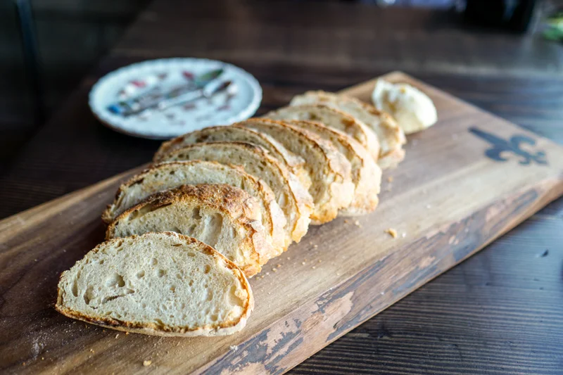 Housemade Bread. PHOTO BY LET'S OM NOM.