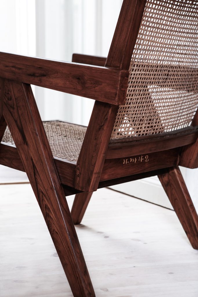 Anniversary_Magazine_Pierre_Jeanneret