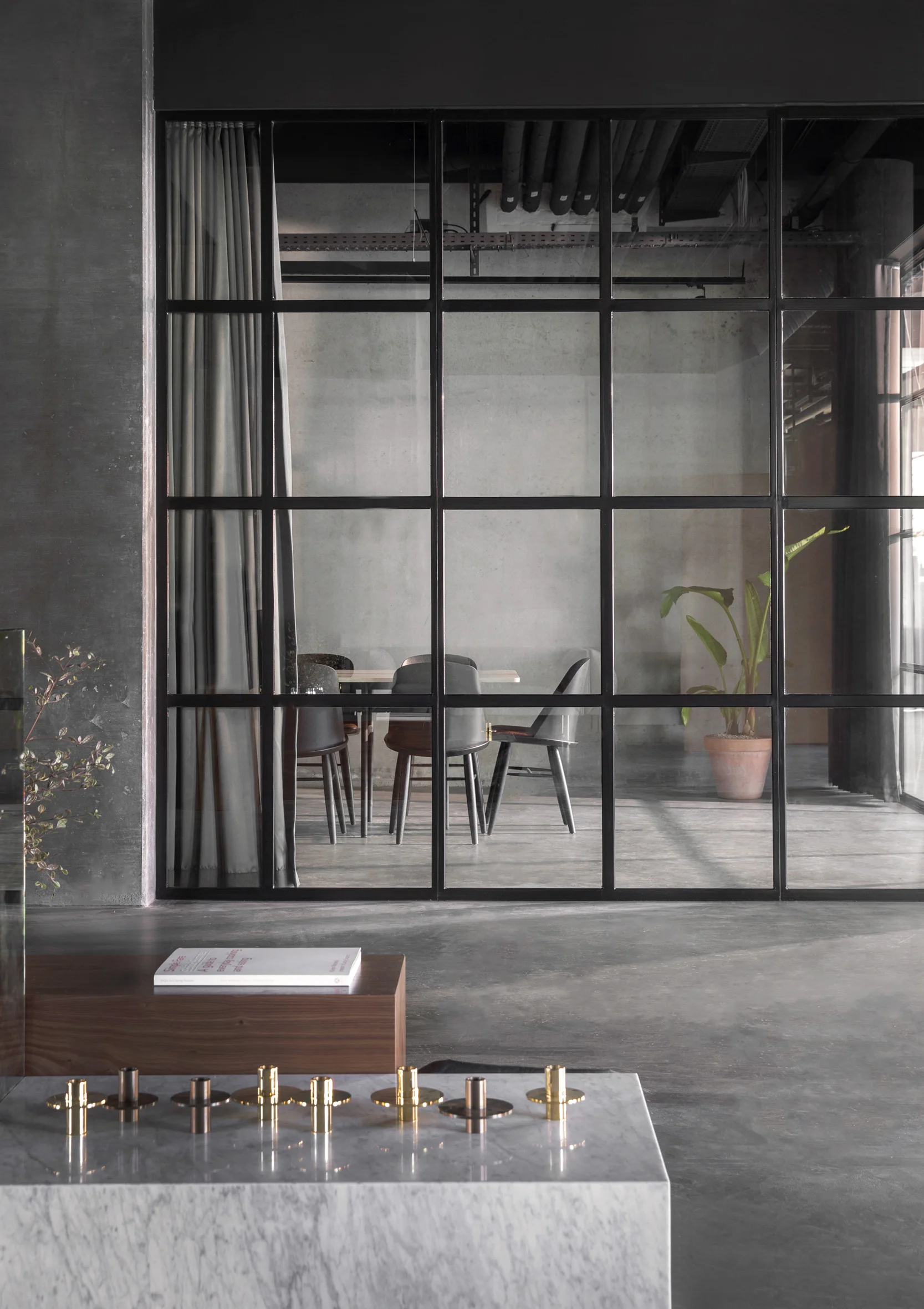 NORM_ARCHITECTS_MENU_SPACE_L1030120_Anniversary_Magazine