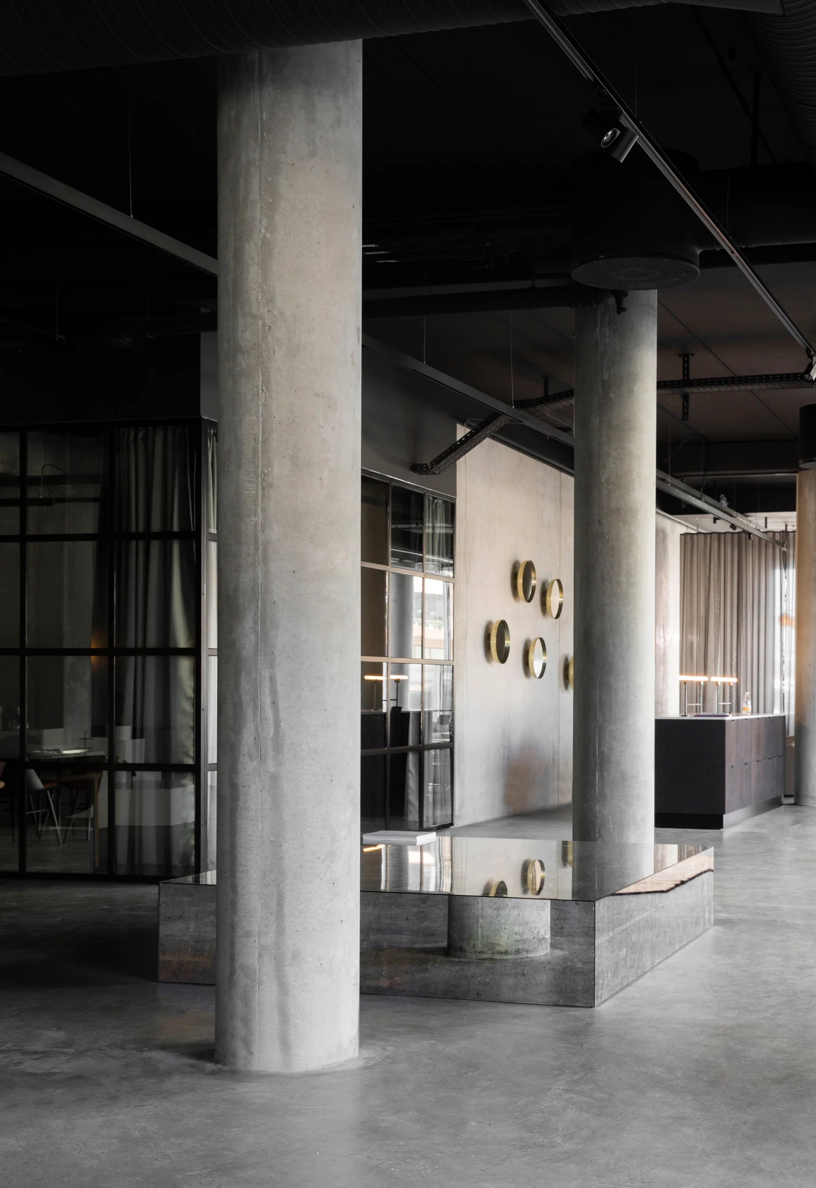 NORM_ARCHITECTS_MENU_SPACE_L1030120_Anniversary_Magazine