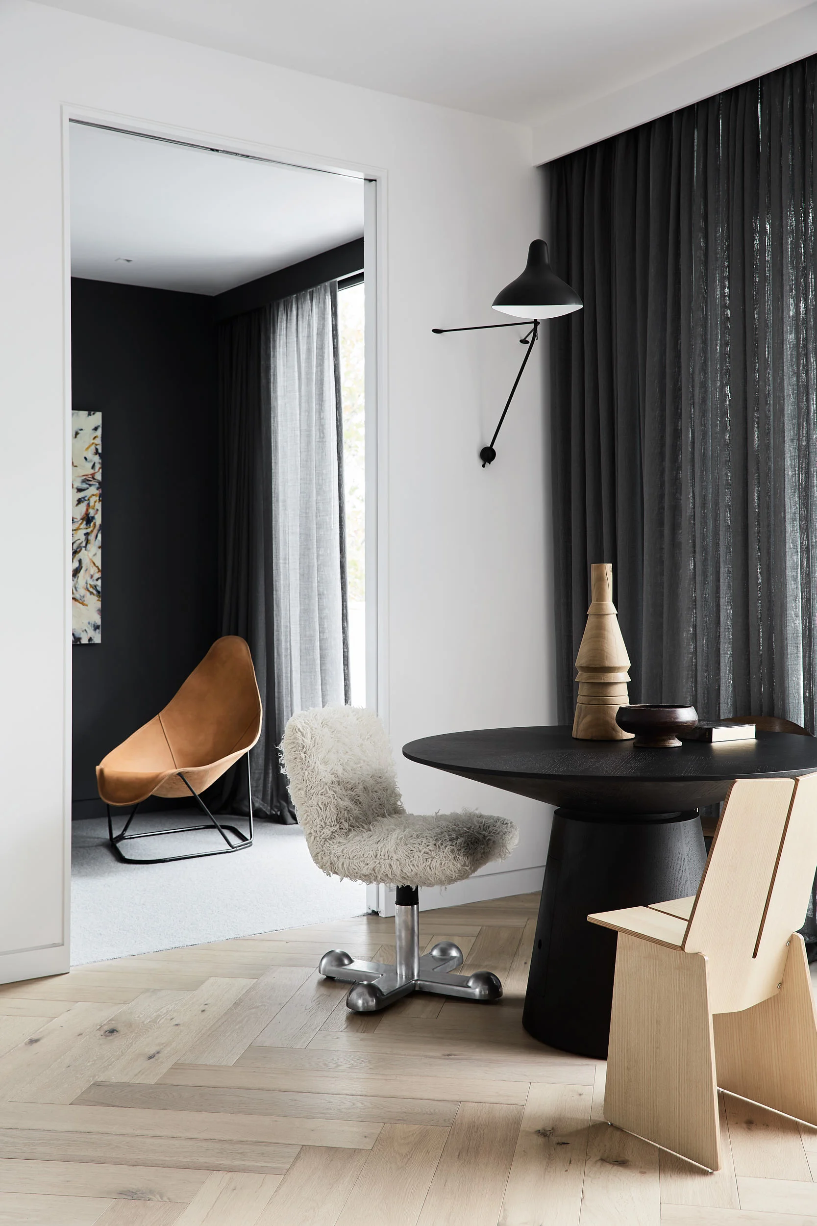 WAH-DaviesSt-03-South-Yarra-Residence-Studio-Golden-on-Anniversary-Magazine.jpg
