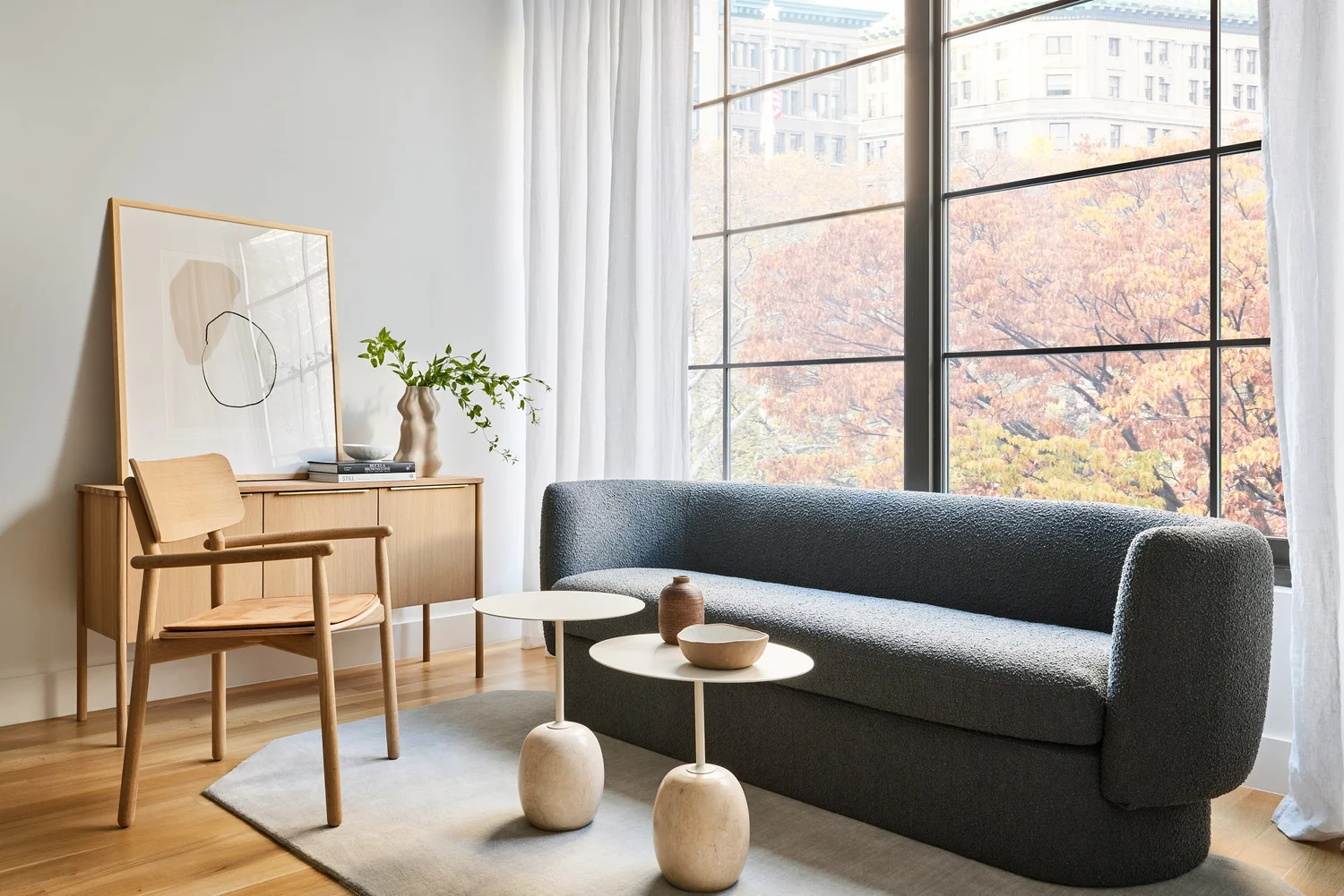 A New York City Loft Space Designed for a Female-Founded Hedge Fund ...