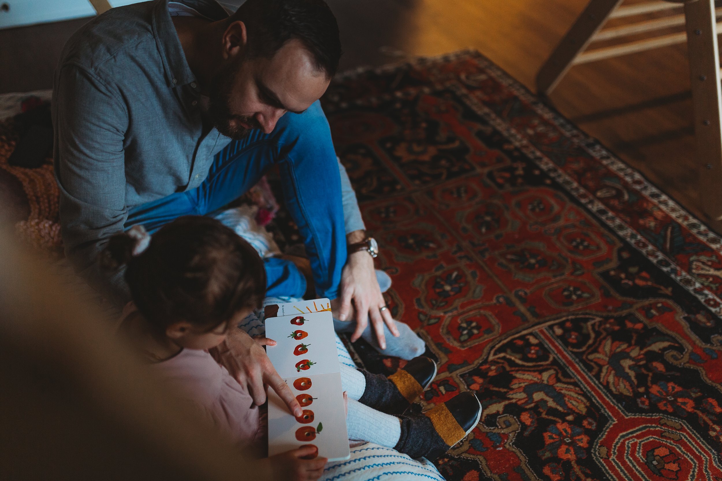 LucyBaumMontrealNewbornPhotographer_NDGFamilySession-41.jpg