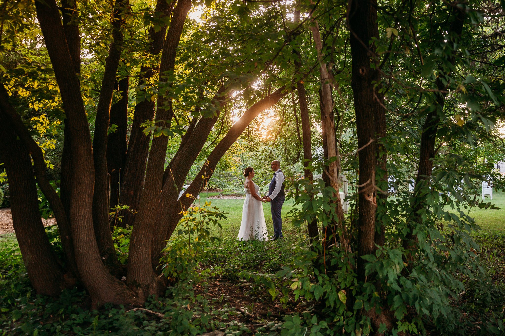 Lucy-Baum-Montreal-Wedding-Photographer-Manoir-Grant-Blog-61.jpg