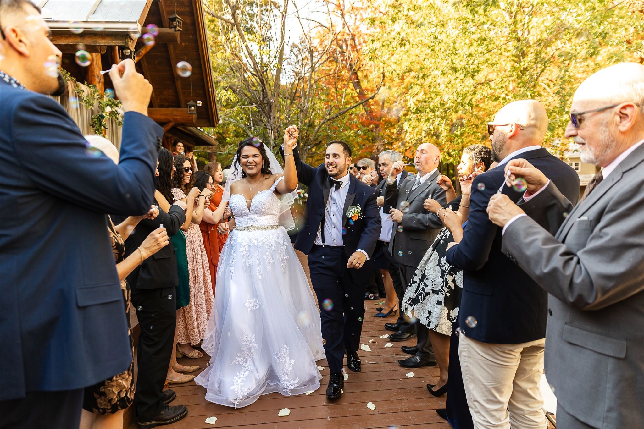 Lucy-Baum-Montreal-Wedding-Photographer-Erabliere-Charbonneau-Oct-2025-Shs-5_websize (2).jpg