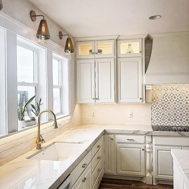 Let&rsquo;s talk faucets for a minute. I posted a pic of my kitchen a few days ago and had quite a few questions about my faucets I chose. I actually fell in love with a faucet that was around $4k... and that wouldn&rsquo;t work for our budget. I am 