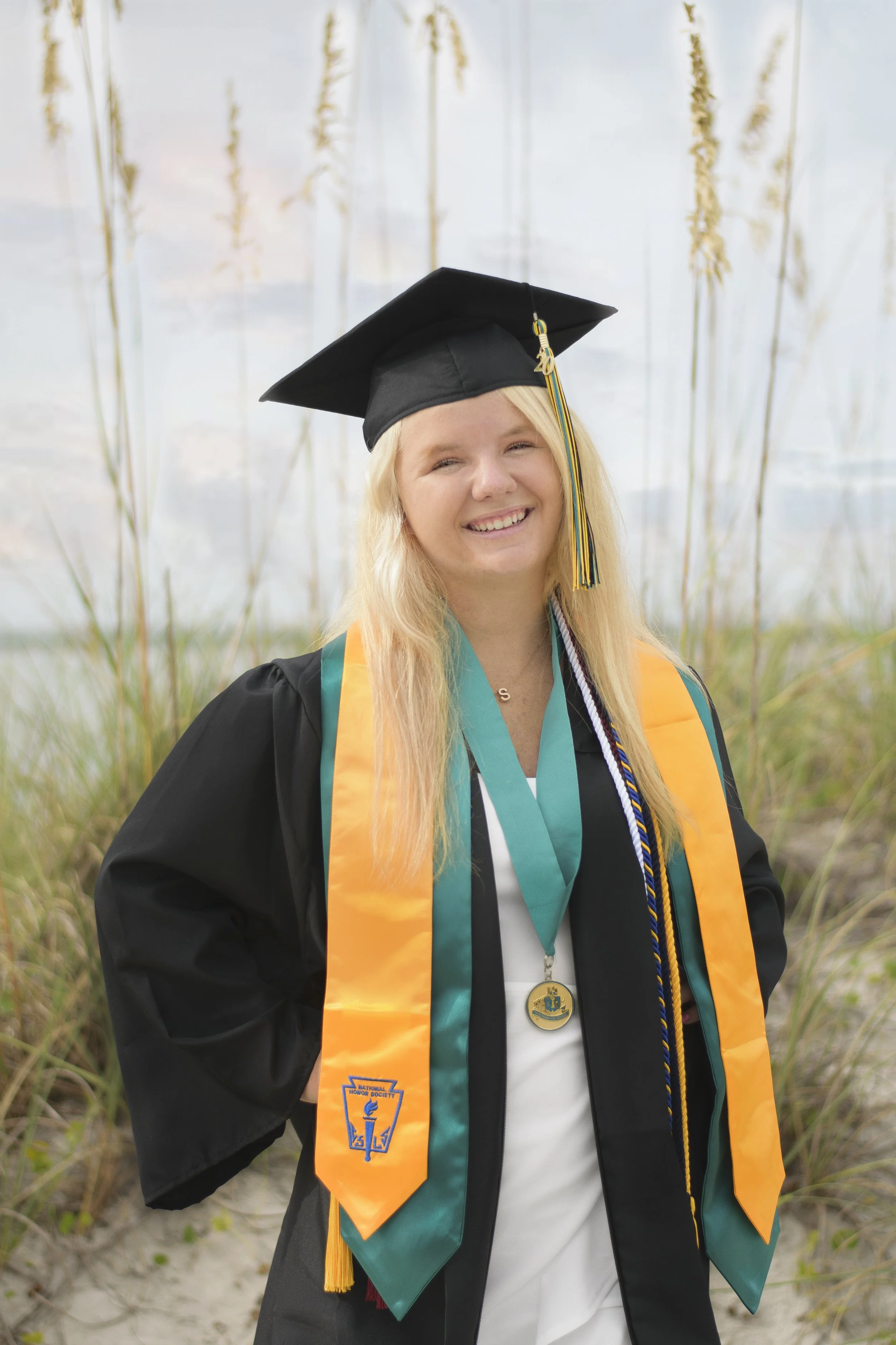 SamanthaGrad2020-17 copy.jpeg