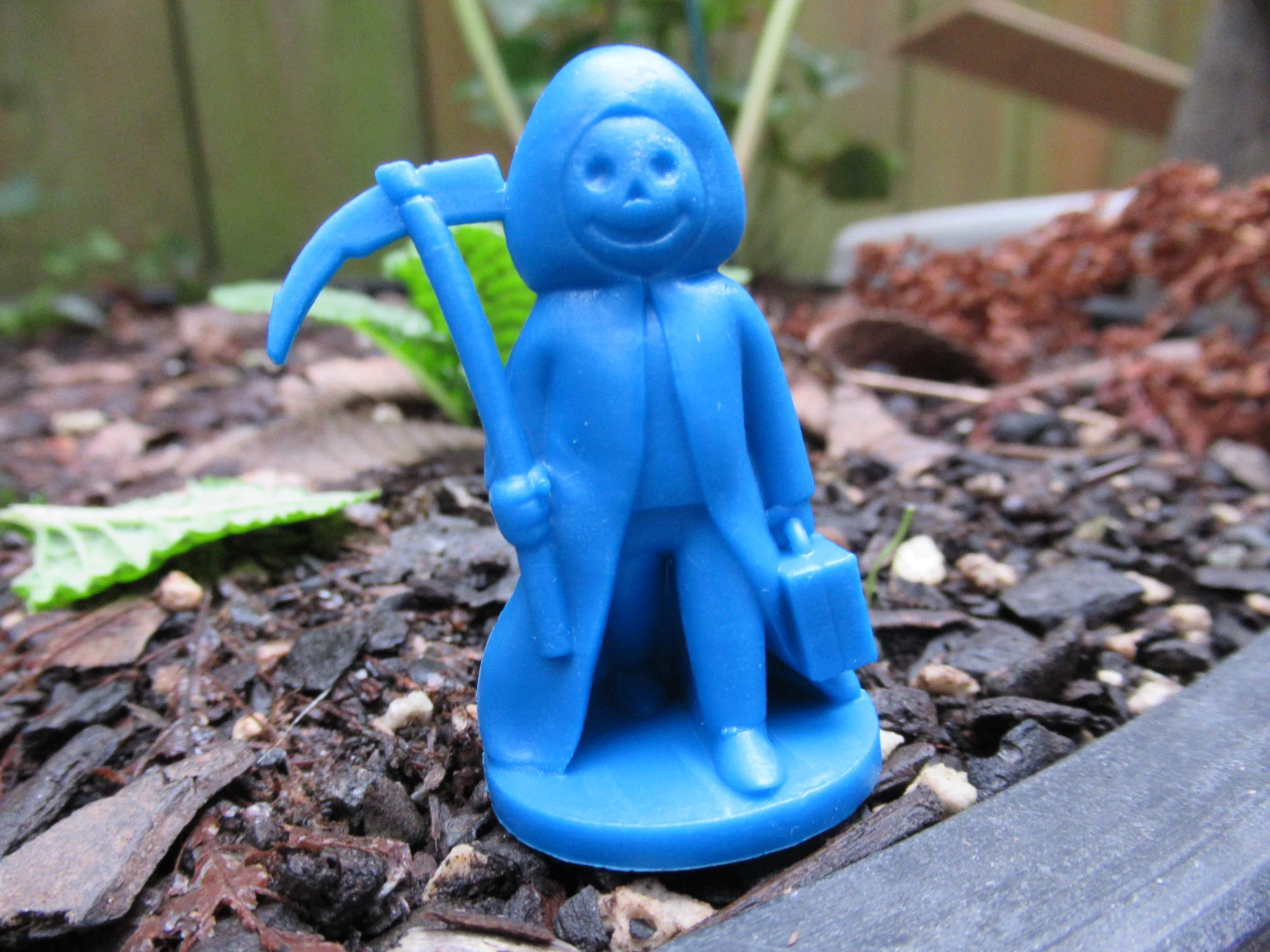 I just might leave Reaper in the garden as a warning to the squirrels