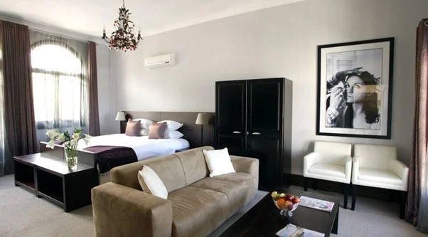 cape_riviera_guest_house_7.jpeg