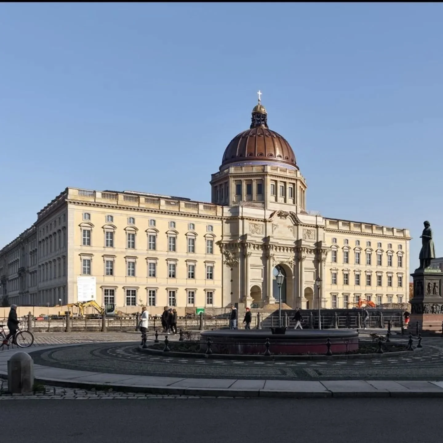 There is just one week left until our next TAG TALK on Zoom at 19:00 UK Time, on Thursday 18th&nbsp;of September:

Traditional architecture in Germany,&nbsp;a TAG Talk by Thomas Albrecht, The University of Notre Dame, School of Architecture Rome Stud
