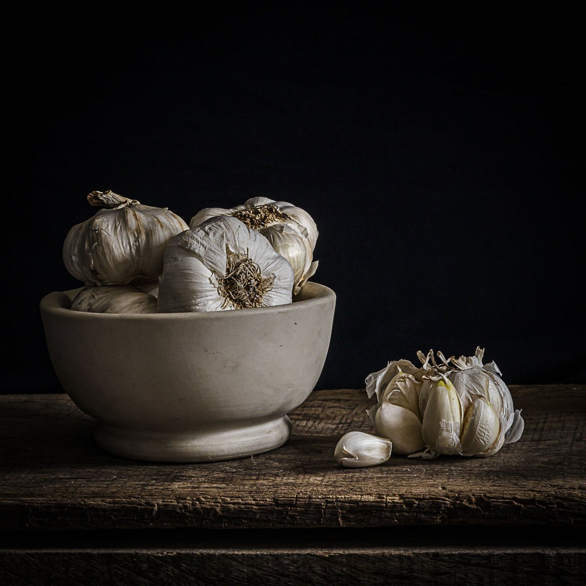 GARLIC IN BOWL-15_W.jpg