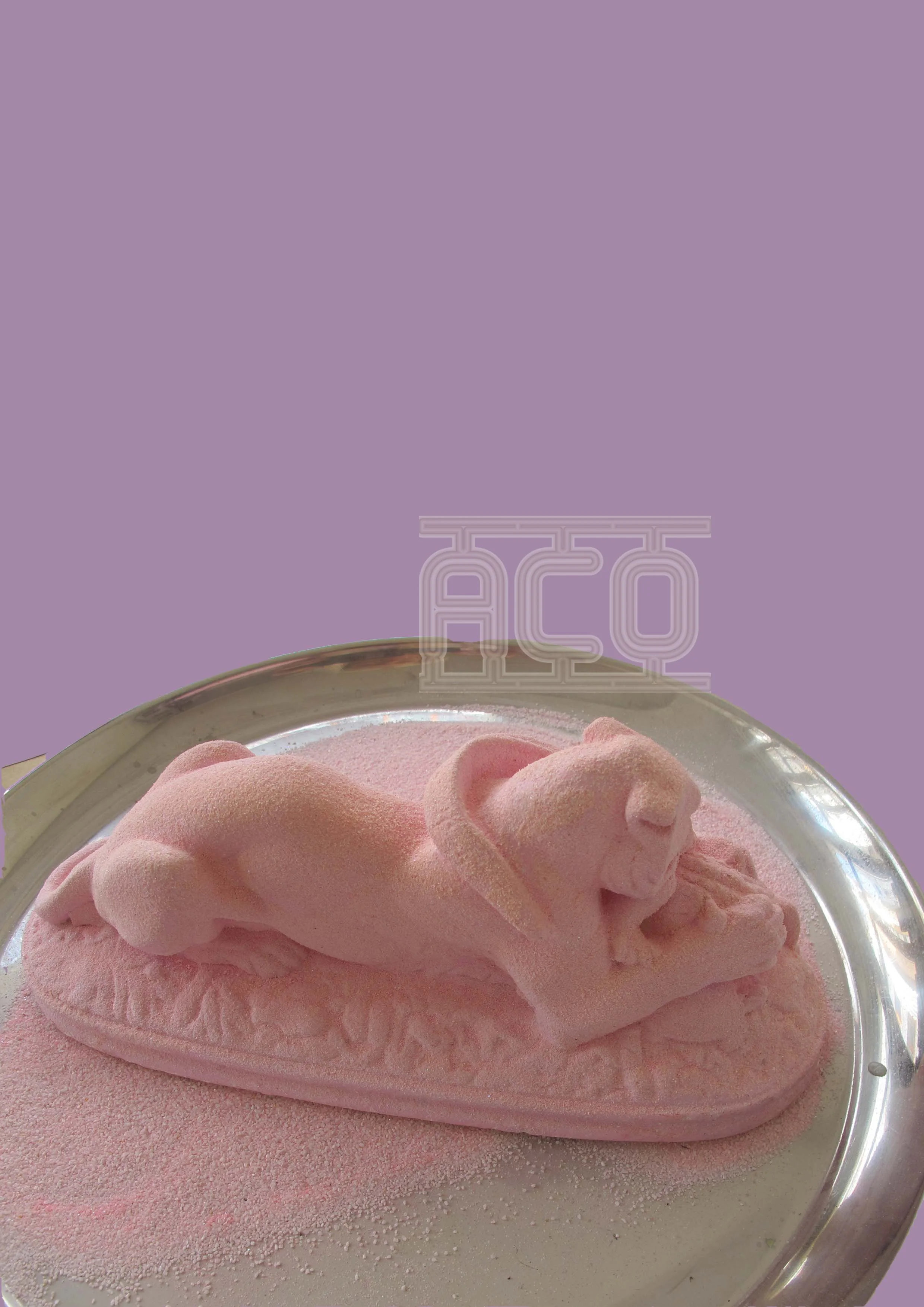 Panthère poudrée rose façon sucre  CHF 1’500 (pièce unique) moulée en plâtre