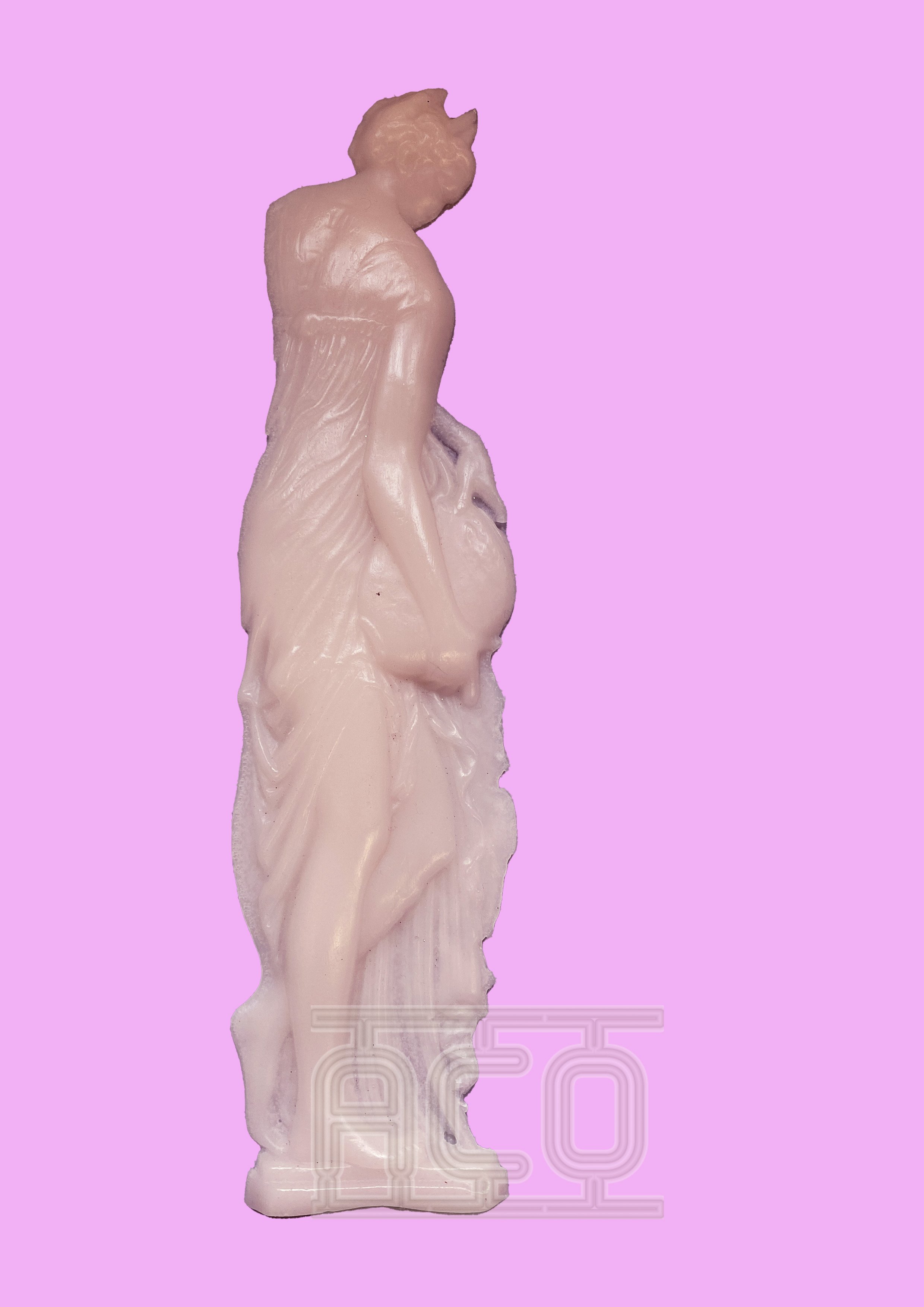 Nymphe rose patinée moulage en résine bio transparente sur support bois rose  CHF 250.-
