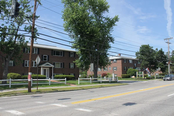 Regency Arms and Regency Hill 270 unit residential apartment community in Concord, NH
