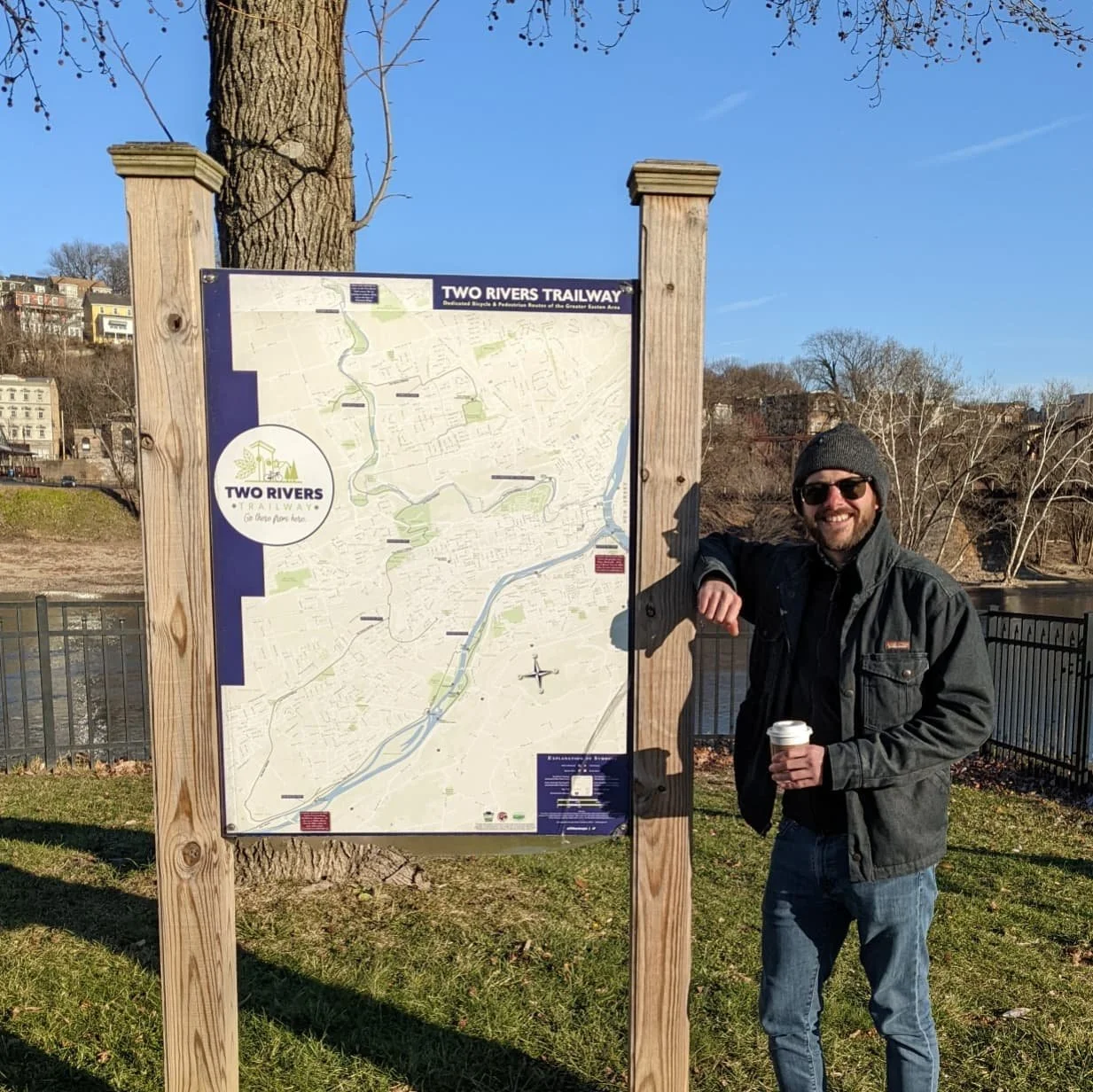 I ran into a nice surprise visiting #easton for the first time in a while. I made this map years ago and moved to CZ before any of the signs were printed and installed. Don't mind my awkward hand 👊