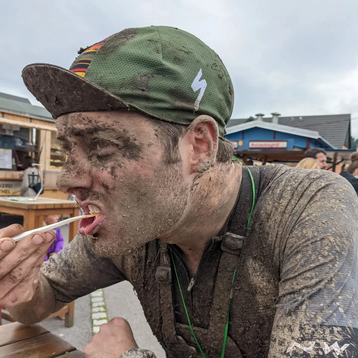 It's a beautiful sport.

Aftermath of the #ebm race last year. Mud got in me ear.

#mtb #specialized #epicevo #mud #pasta