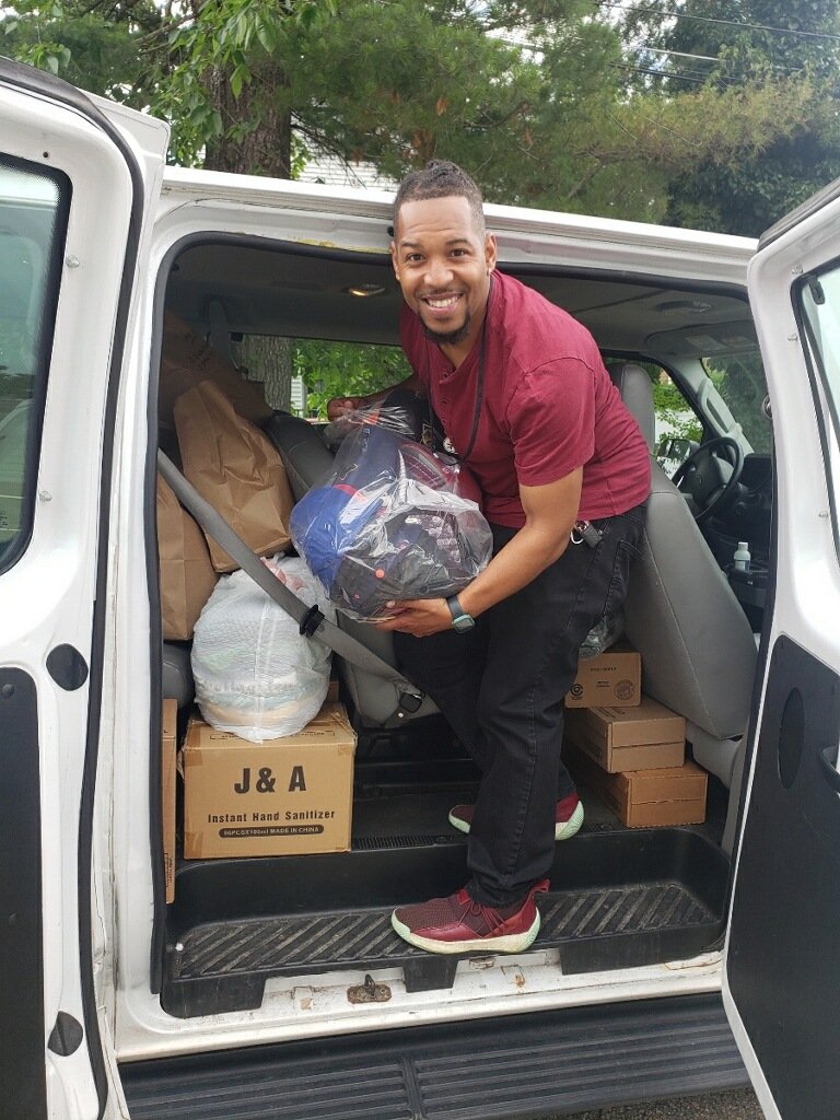  Dwayne Brown of Boston Public Health Commission picked up summer essentials for men experiencing homelessness. Click the photo to see a message of gratitude from Dwayne! 