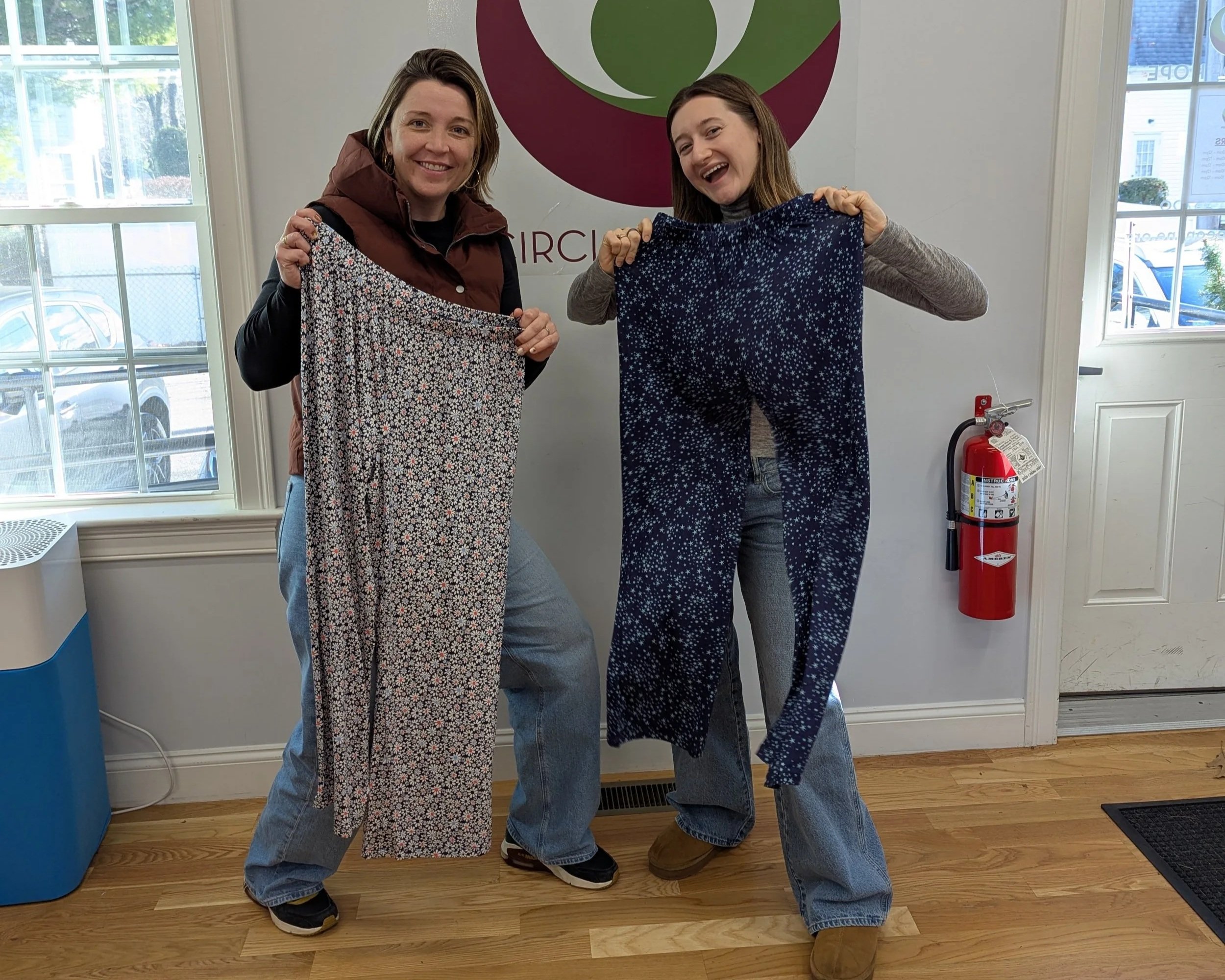  Thank you to La Vie En Rose in Wrentham for donating 4 boxes of brand new pajamas for women experiencing homelessness! 