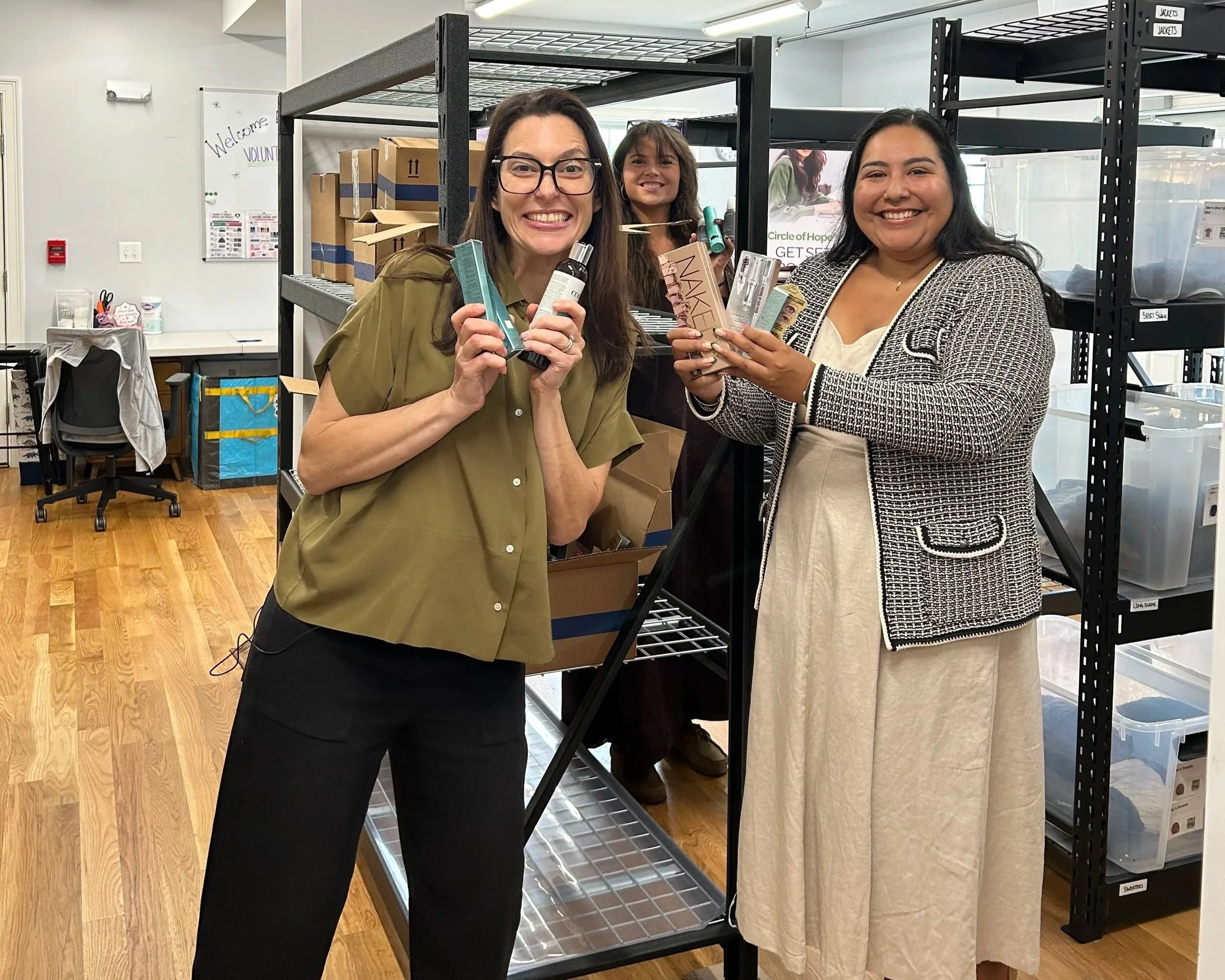   Give n' Glow  provided Circle of Hope with many incredible cosmetics and skincare products this summer. 