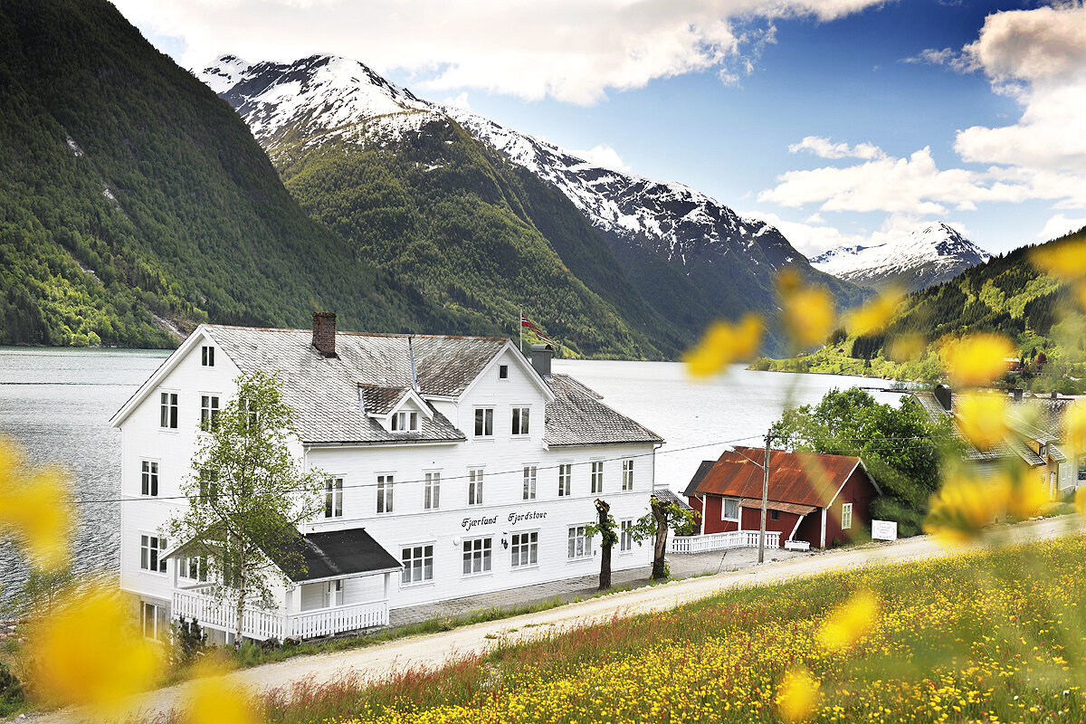 Fjærland Hotel Norway Pathways Active Travel